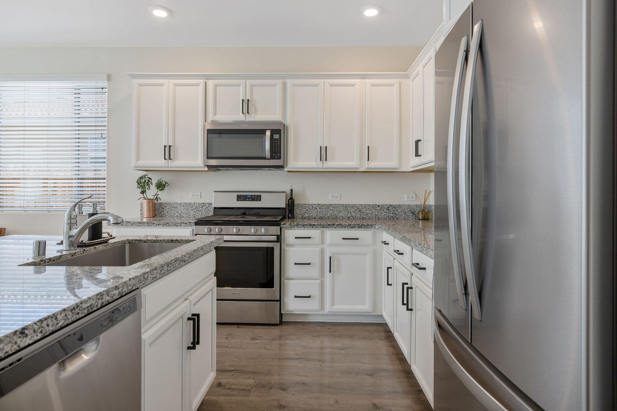 3201 E Harter Ave, Visalia, CA 93292
