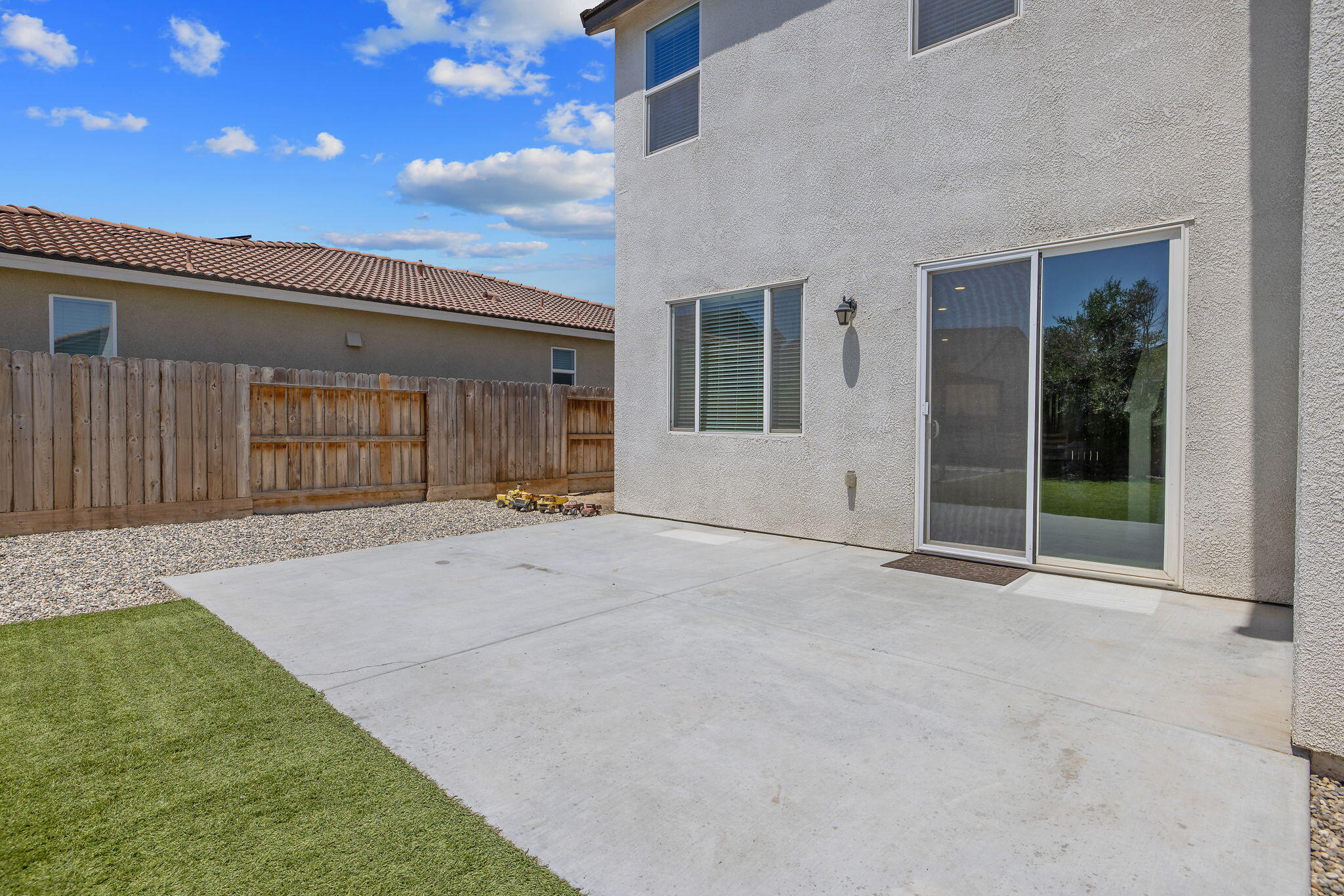3201 E Harter Ave, Visalia, CA 93292