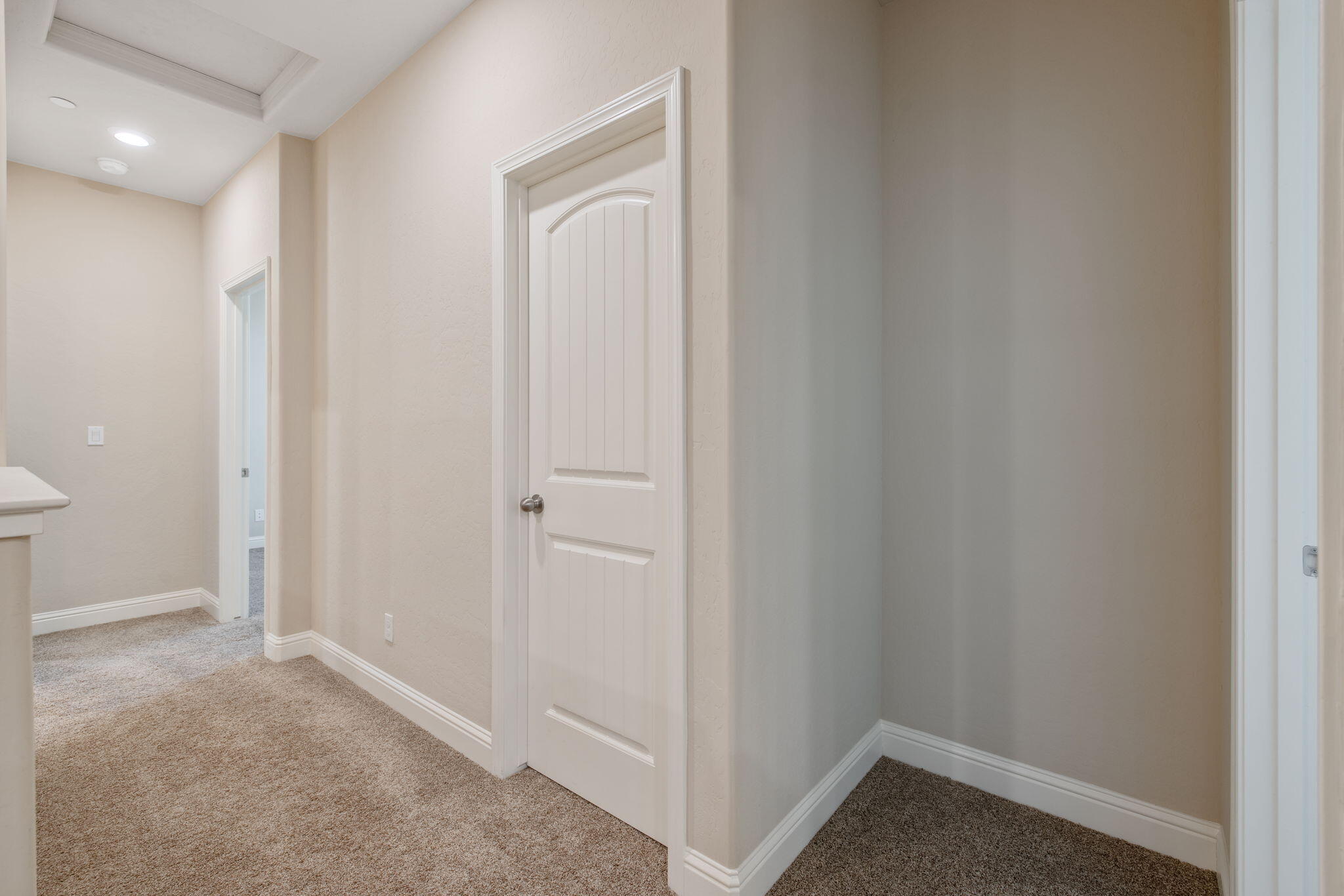 2305 N Fairway Ct, Visalia, CA 93291