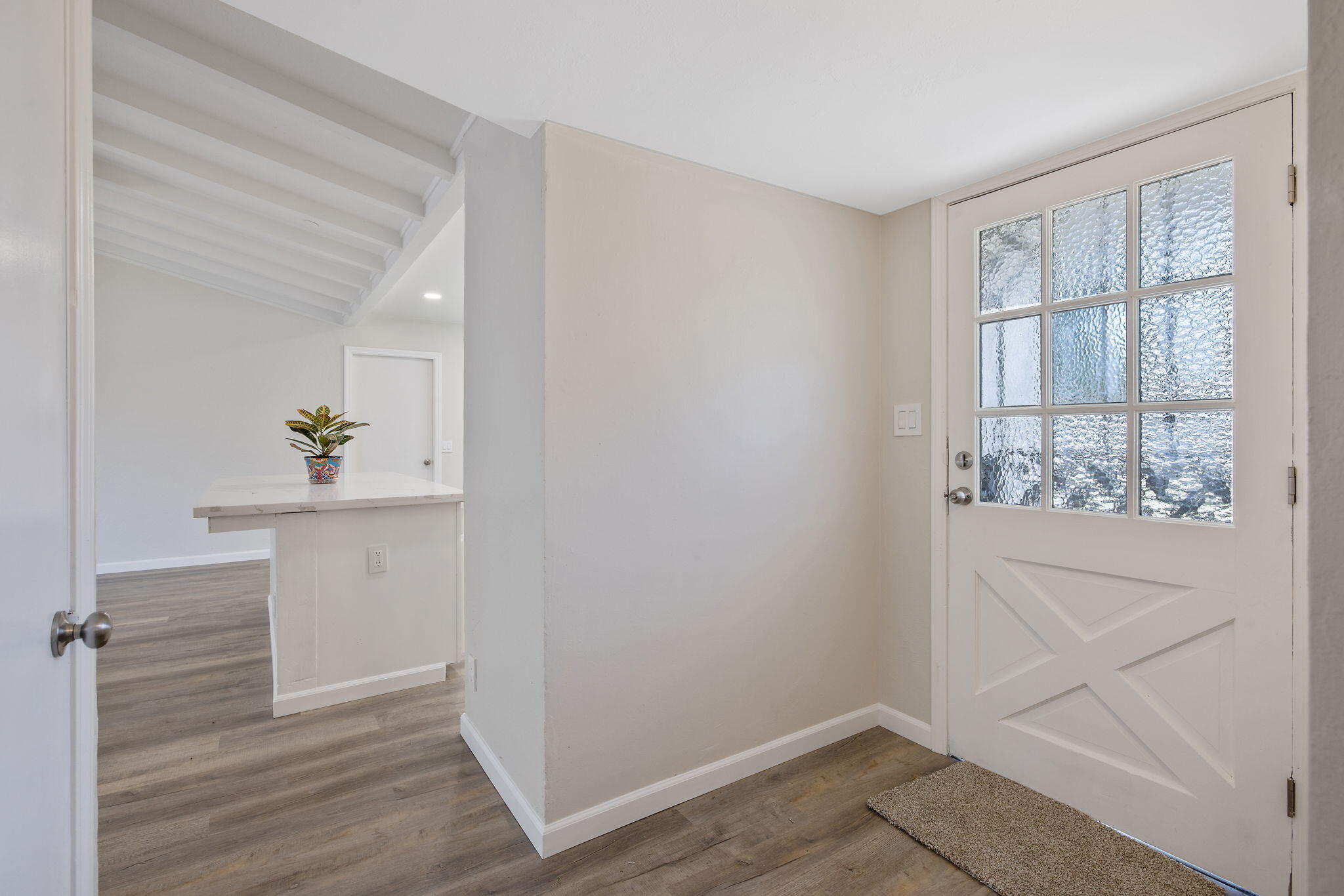 622 W Howard Ave, Visalia, CA 93277