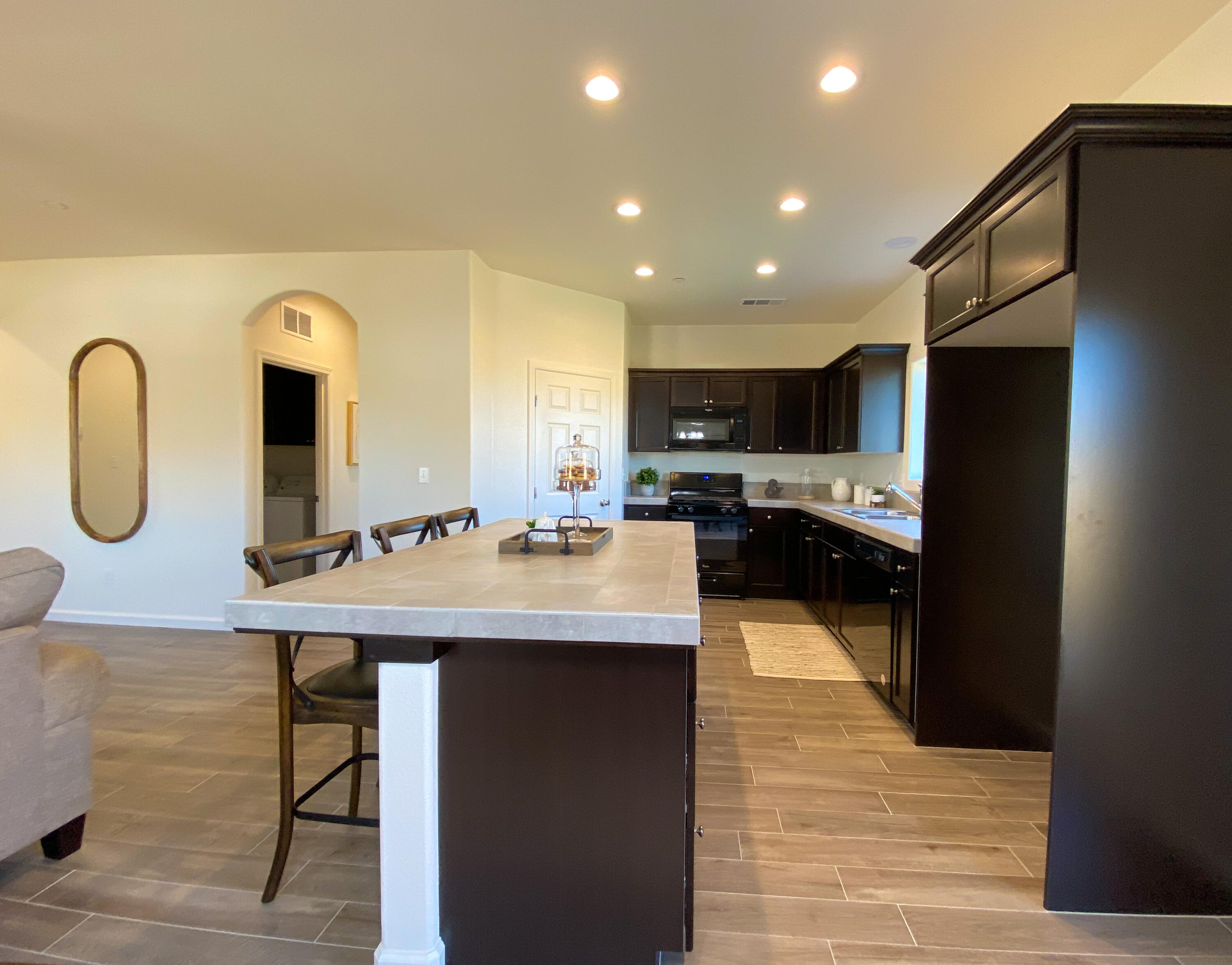 30769 Ashland Rd, Visalia, CA 93292