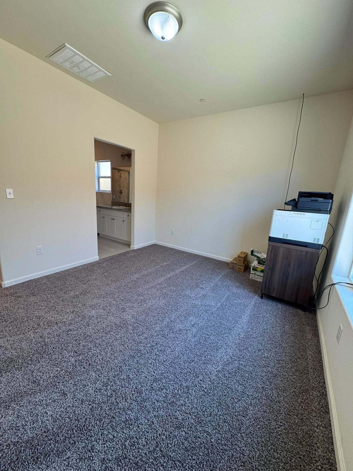 30644 Bellwood Rd, Visalia, CA 93291