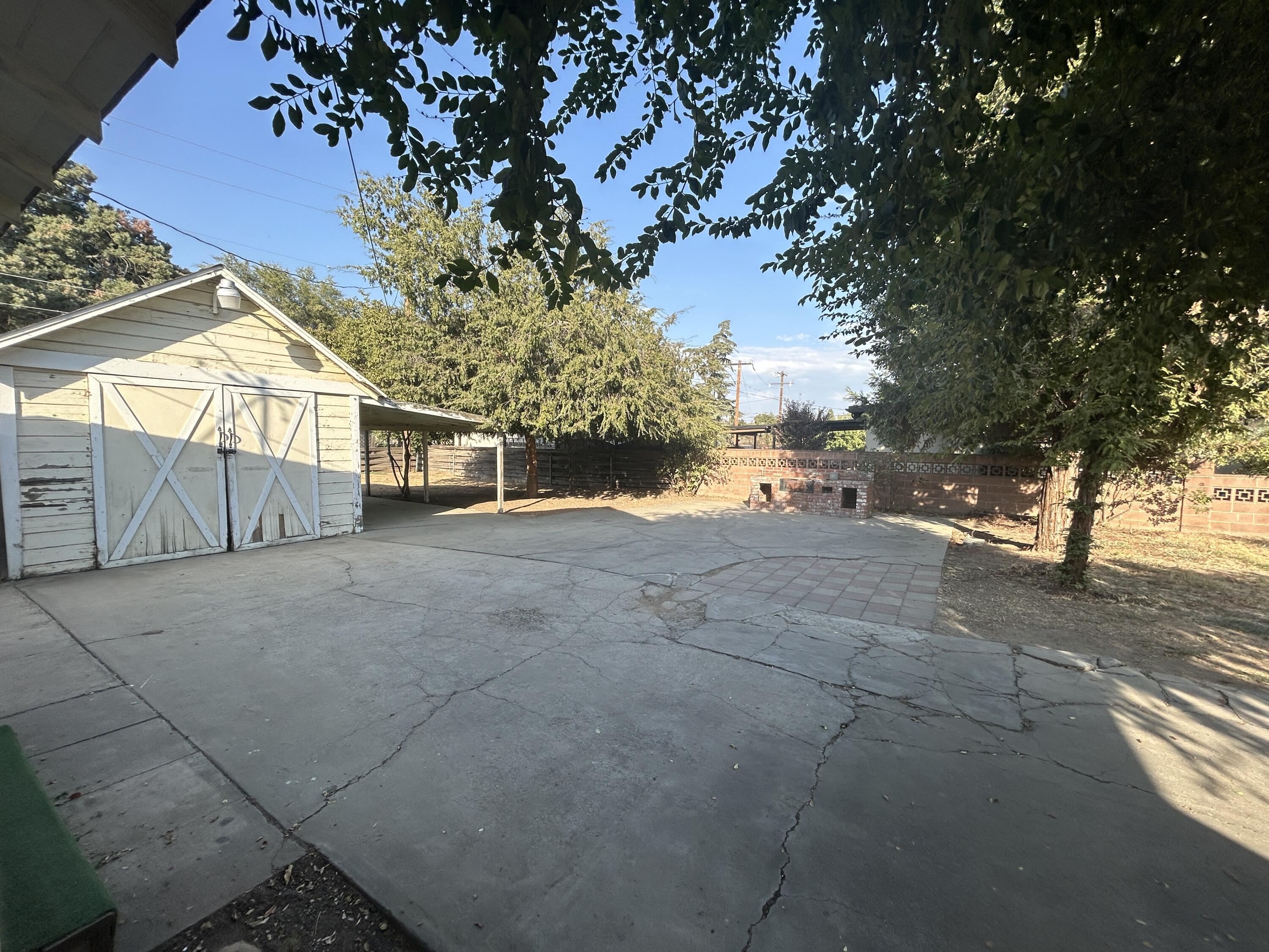 766 W Morton Ave, Porterville, CA 93257