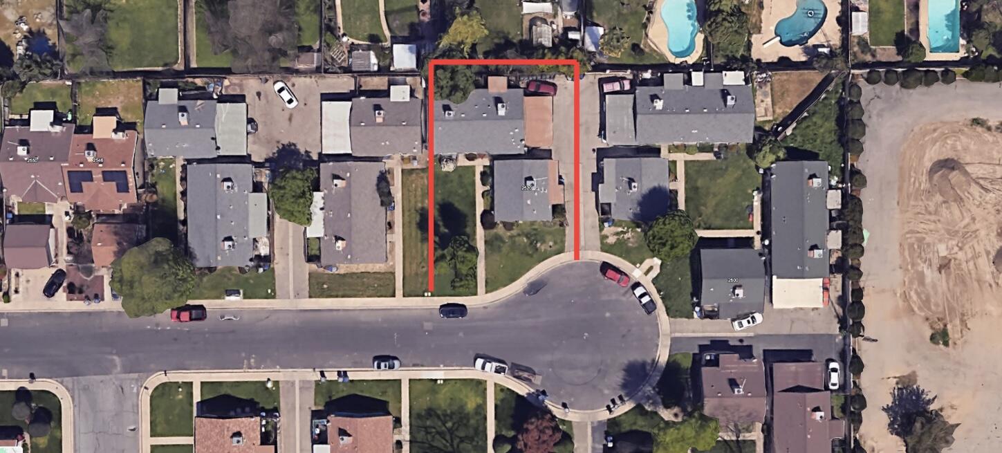 2520-2524 W Victor Ave, Visalia, CA 93277