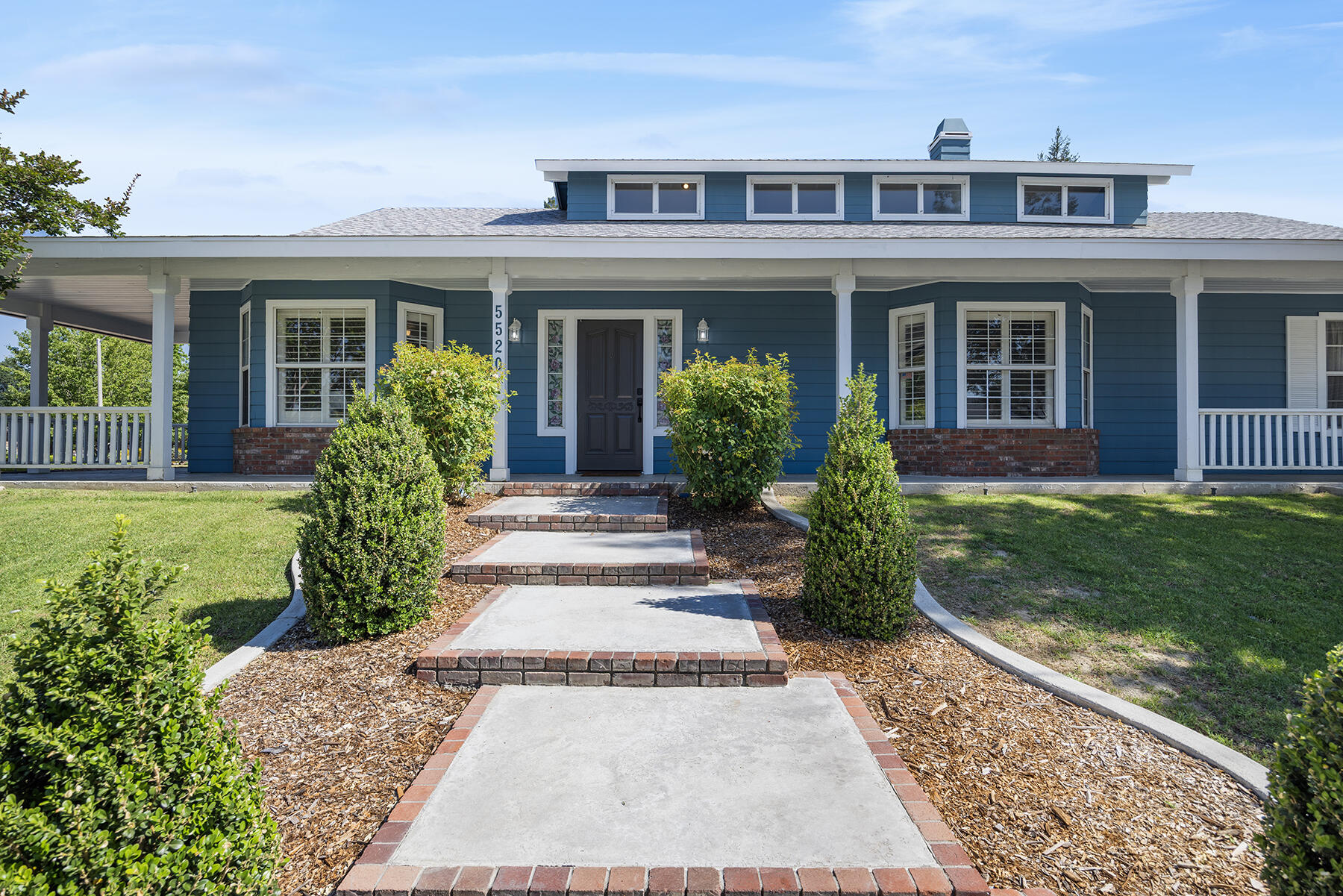 5520 W Vassar Ave, Visalia, CA 93277