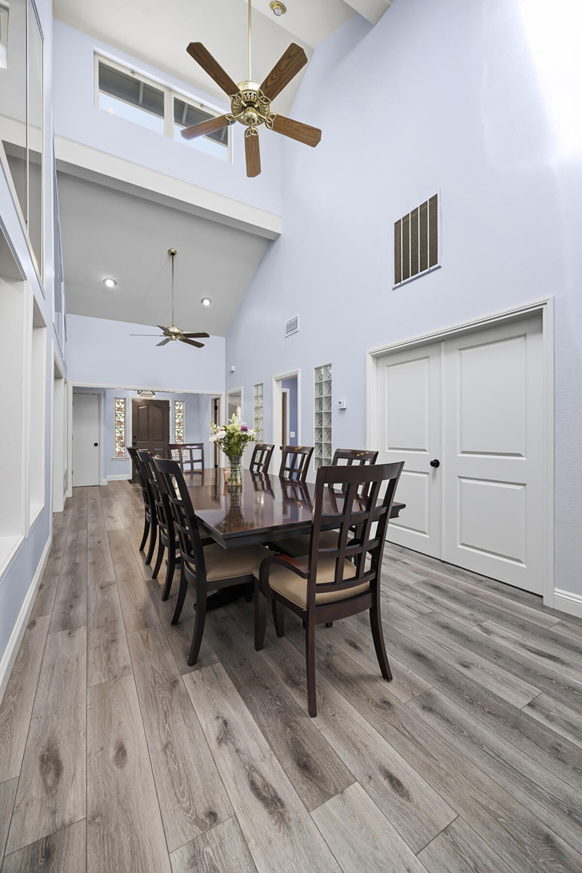 5520 W Vassar Ave, Visalia, CA 93277