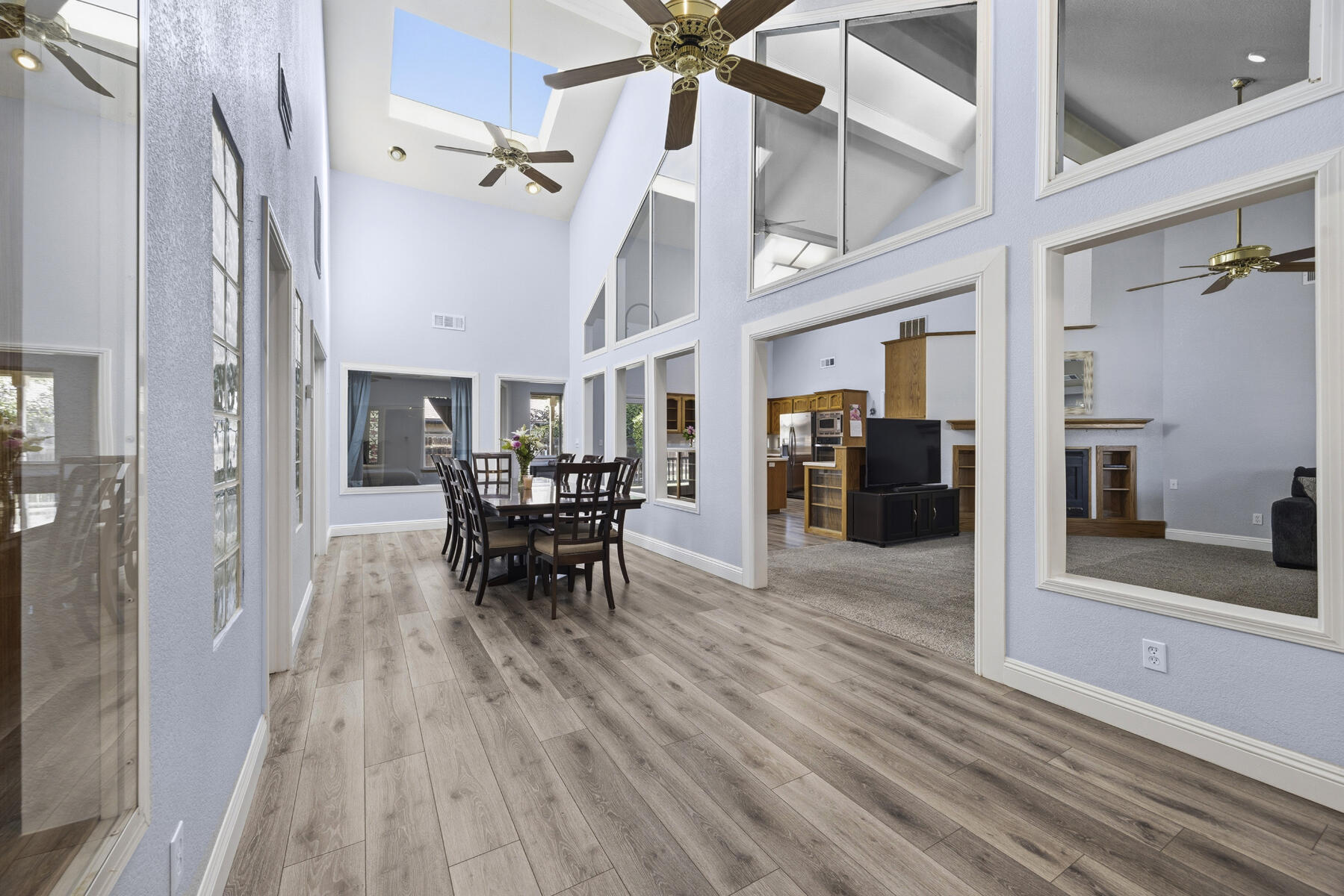5520 W Vassar Ave, Visalia, CA 93277