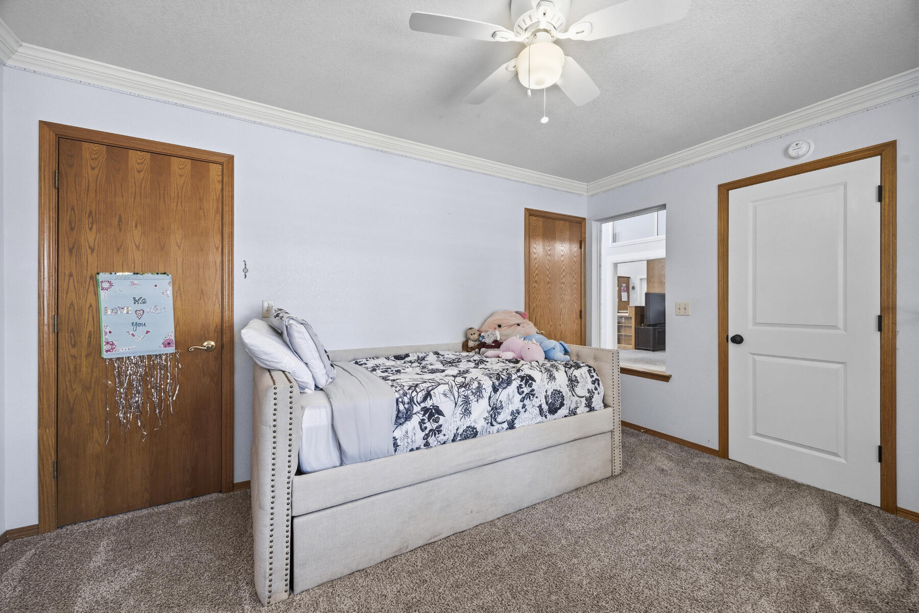 5520 W Vassar Ave, Visalia, CA 93277