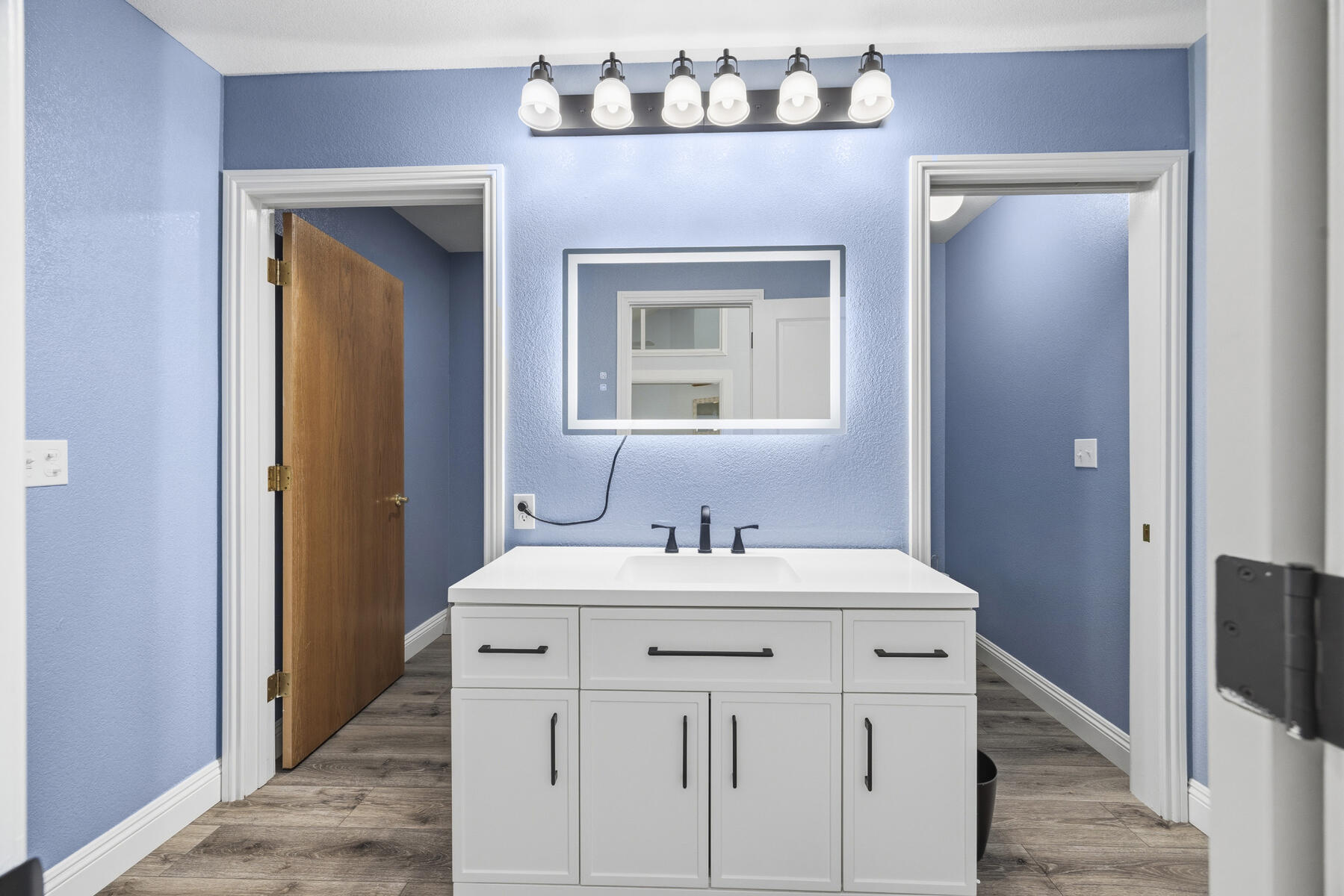 5520 W Vassar Ave, Visalia, CA 93277