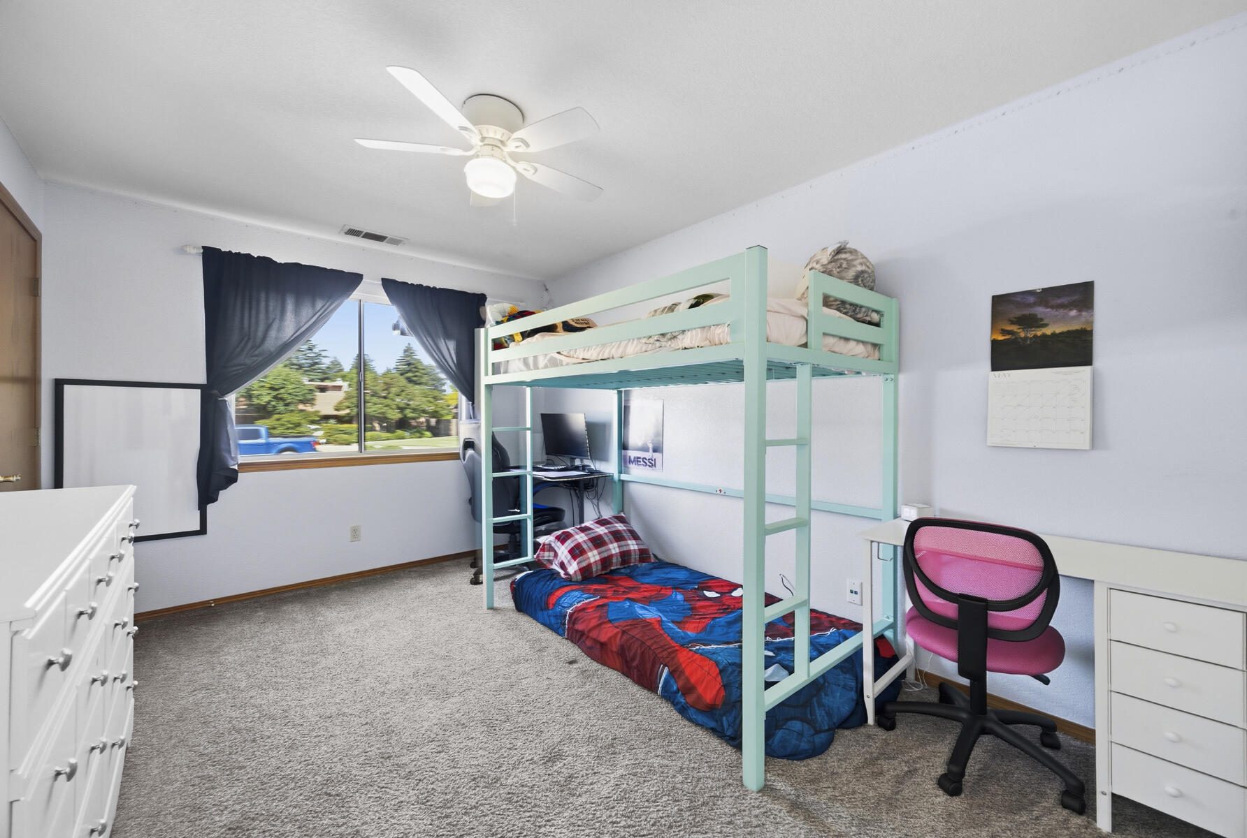 5520 W Vassar Ave, Visalia, CA 93277