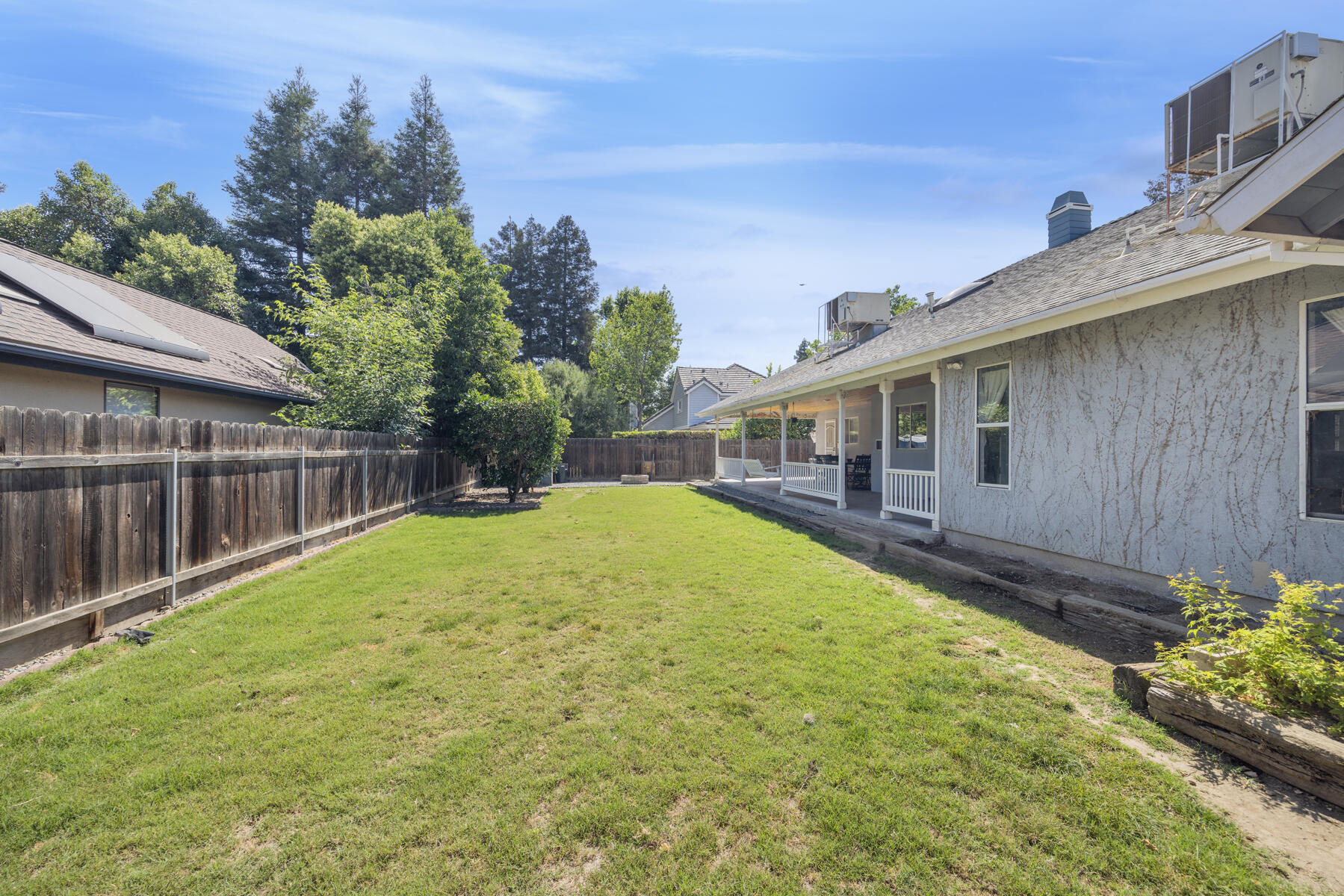 5520 W Vassar Ave, Visalia, CA 93277