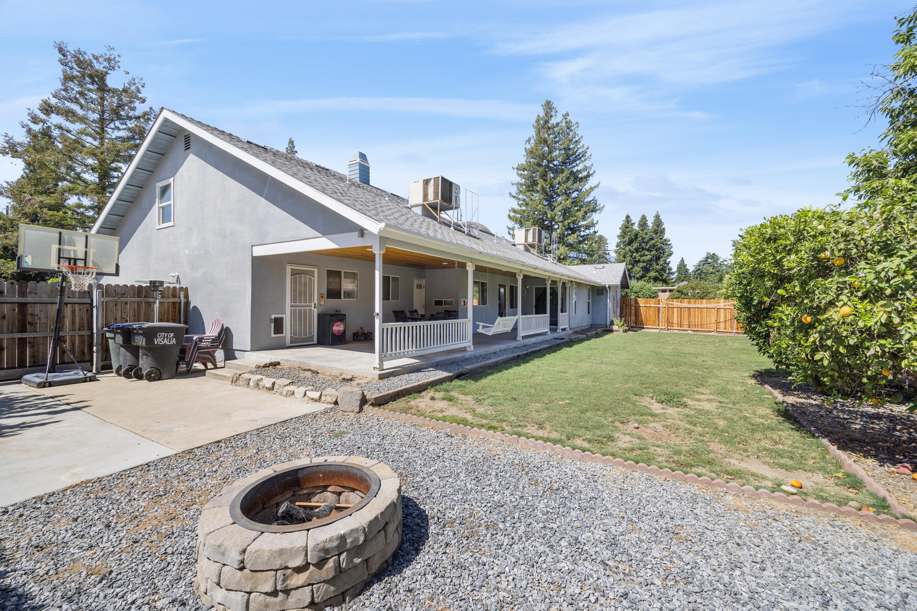 5520 W Vassar Ave, Visalia, CA 93277
