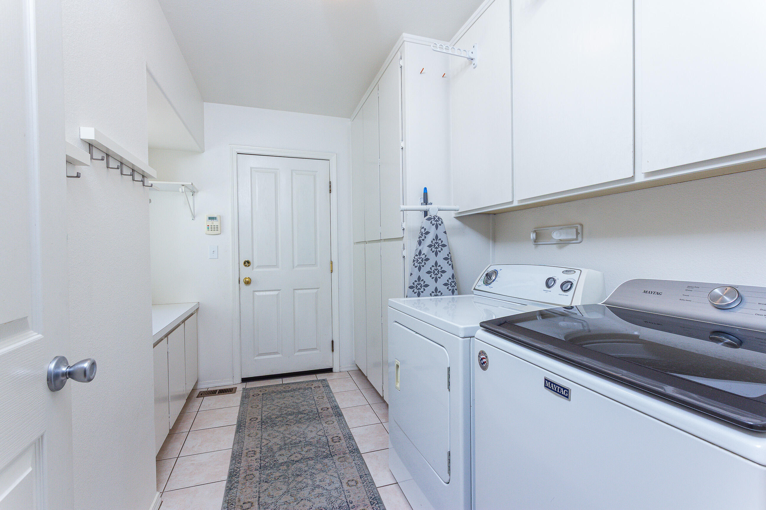 41041 Mynatt Dr, Three Rivers, CA 93271