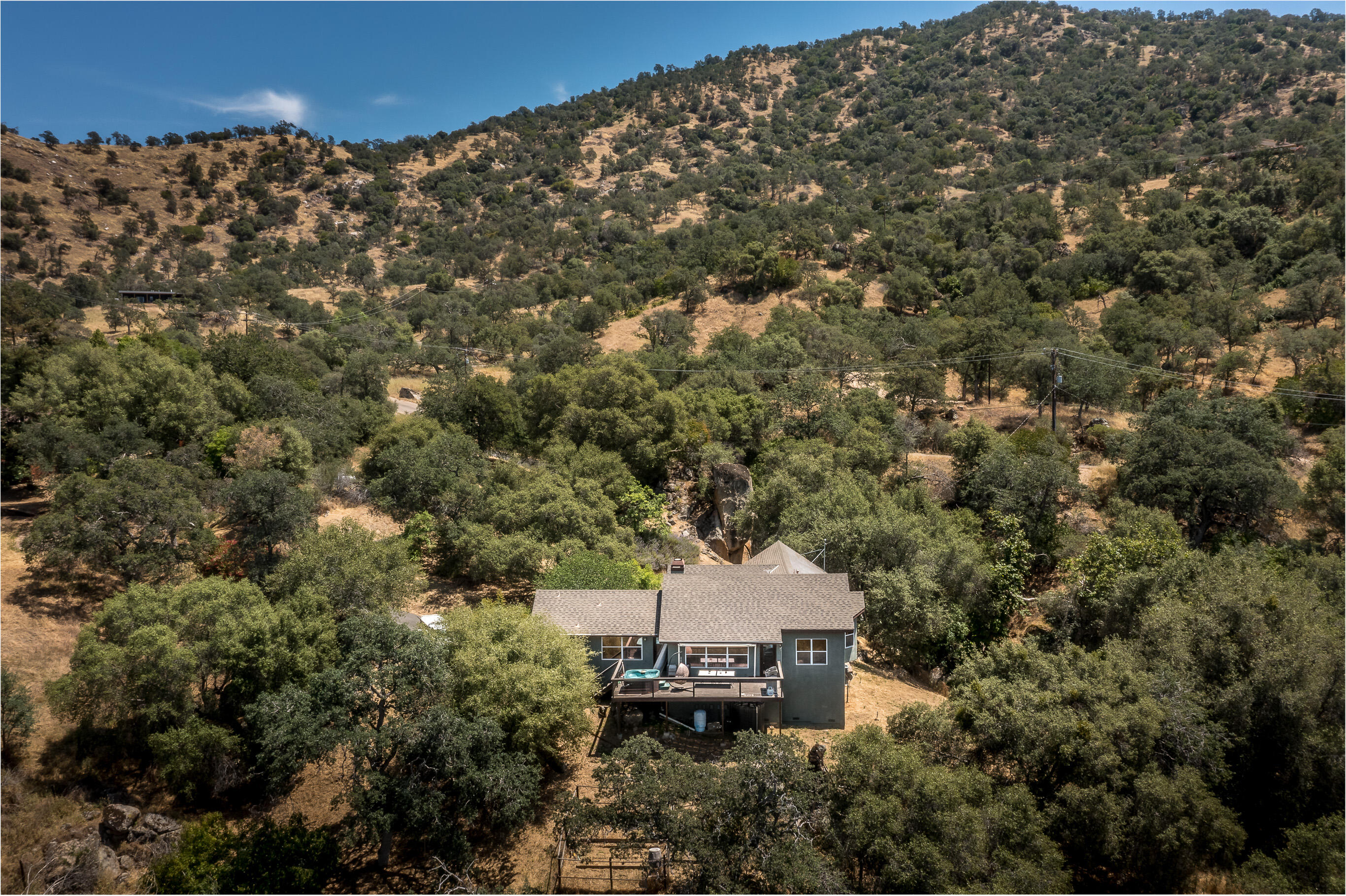 41041 Mynatt Dr, Three Rivers, CA 93271