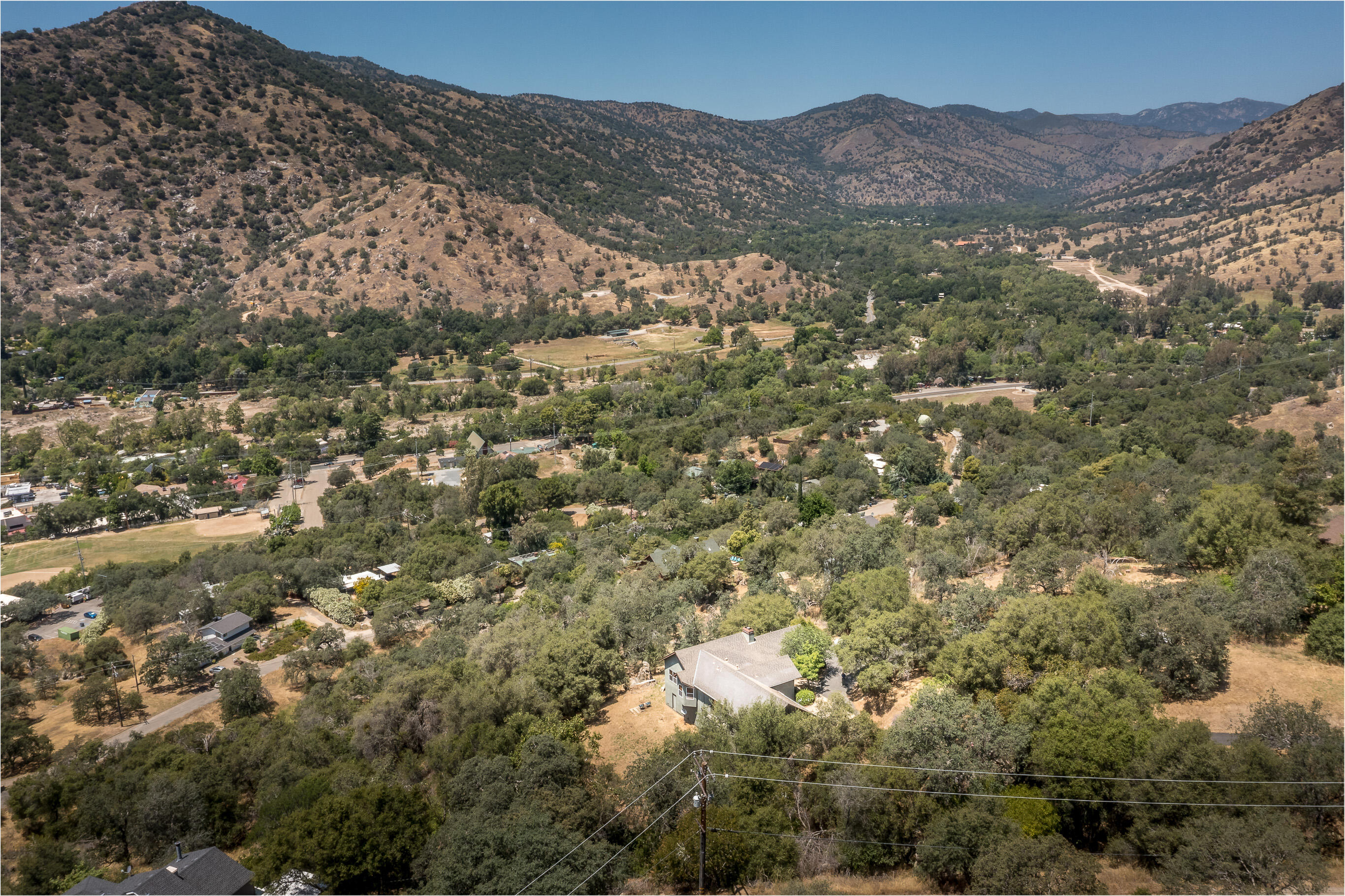 41041 Mynatt Dr, Three Rivers, CA 93271