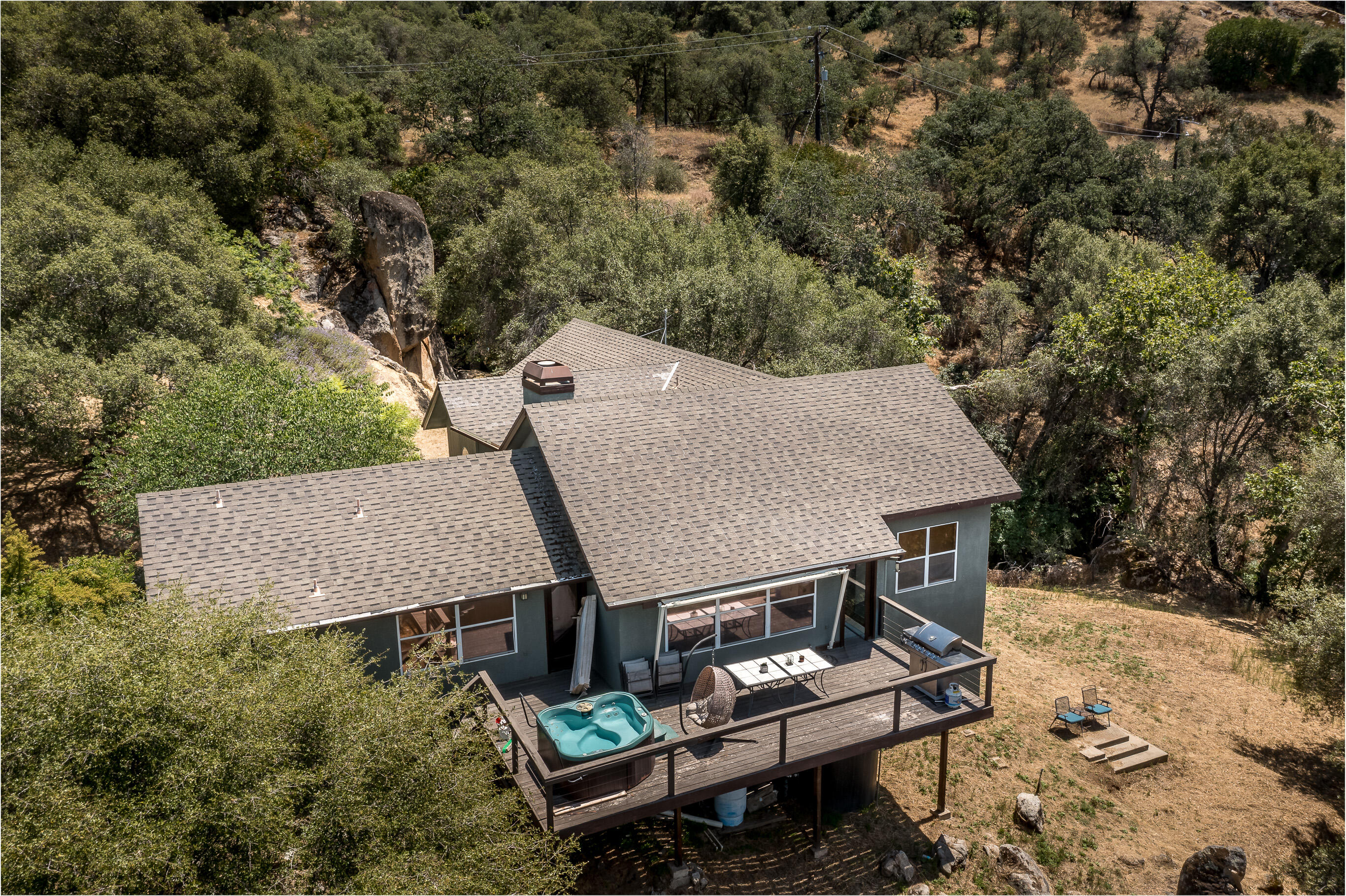 41041 Mynatt Dr, Three Rivers, CA 93271