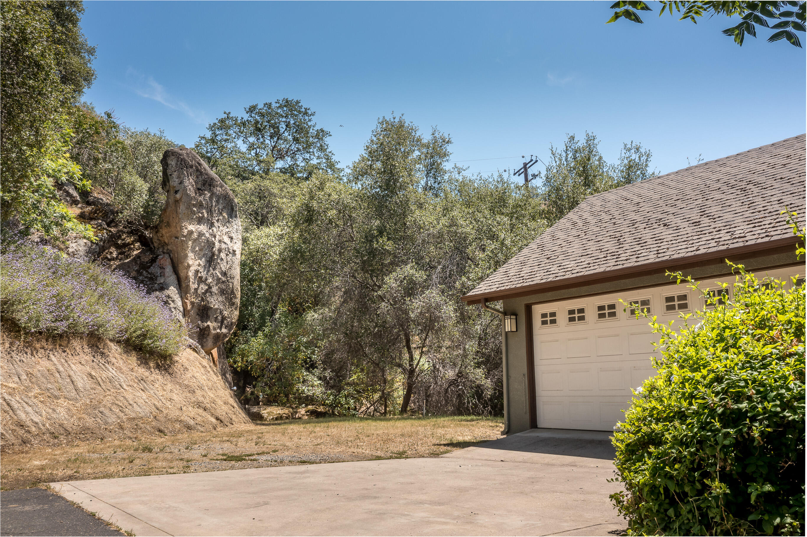 41041 Mynatt Dr, Three Rivers, CA 93271