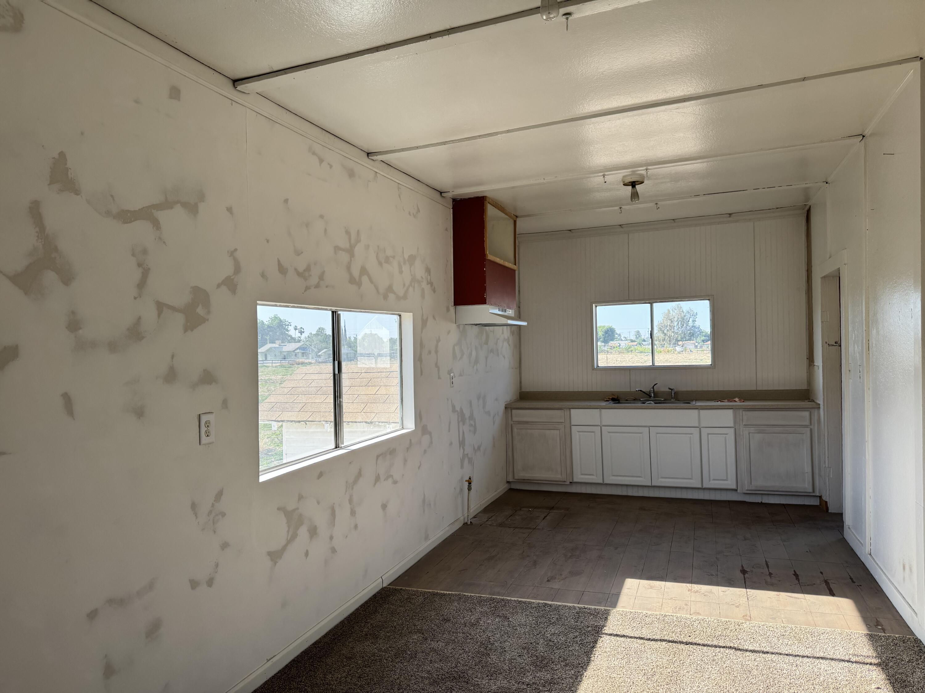489 W Westfield Ave, Porterville, CA 93257