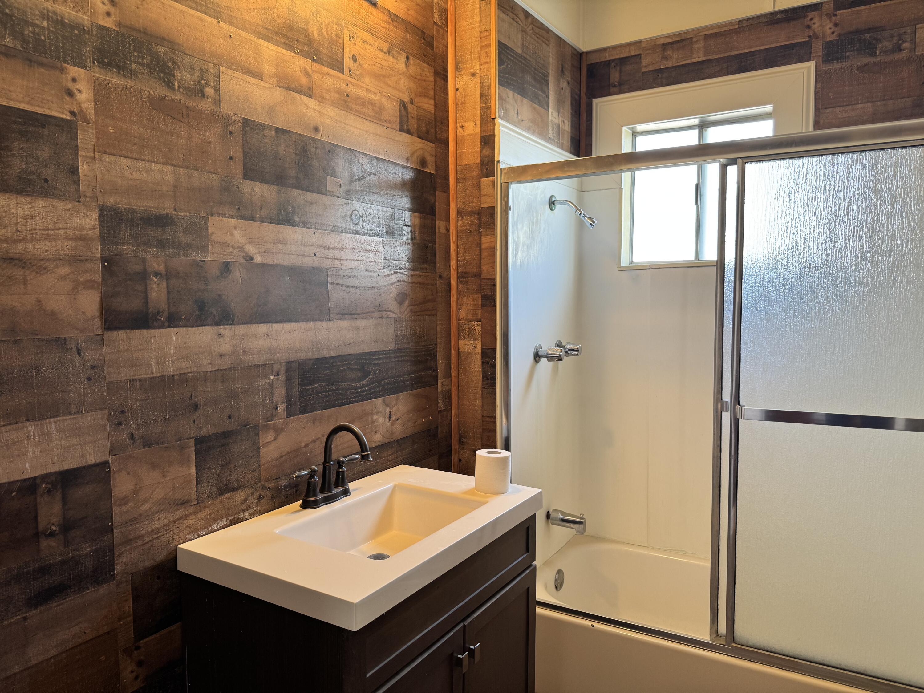 489 W Westfield Ave, Porterville, CA 93257