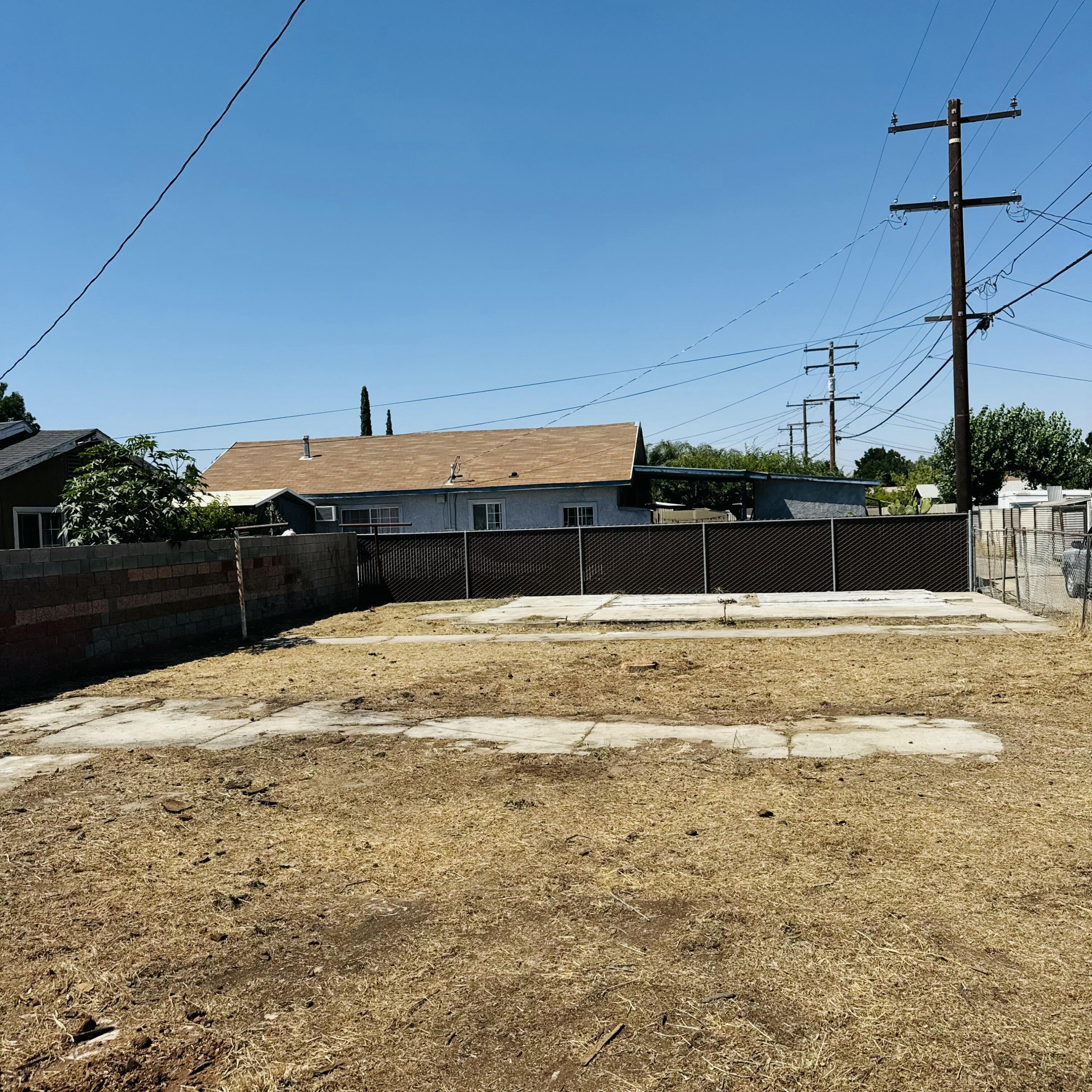 188 S Kessing St, Porterville, CA 93257