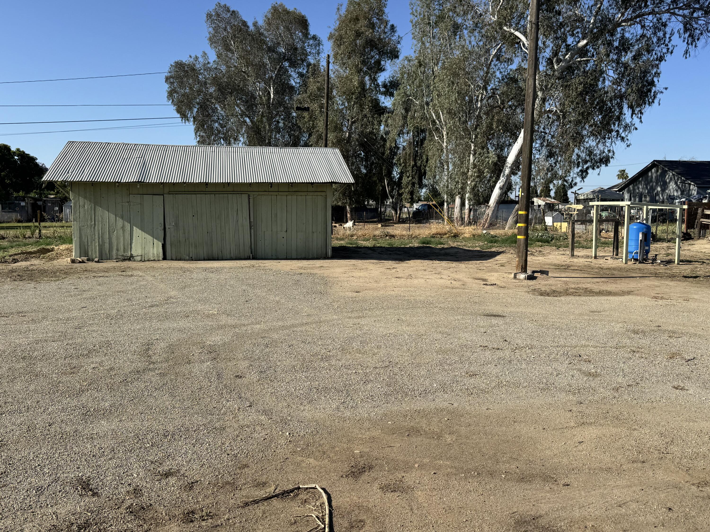 1109 N Jaye St, Porterville, CA 93257
