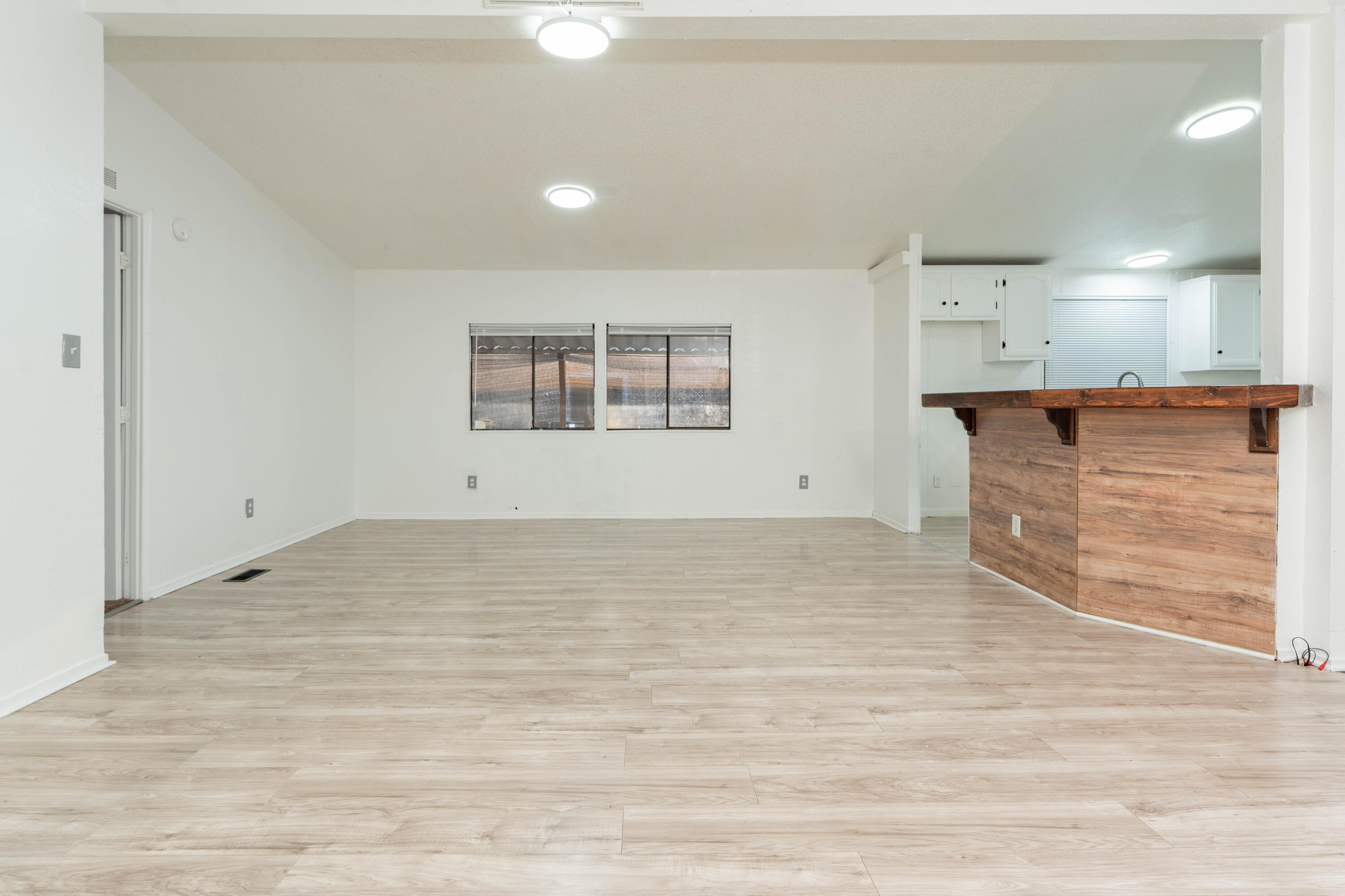975 N H St #41, Tulare, CA 93274