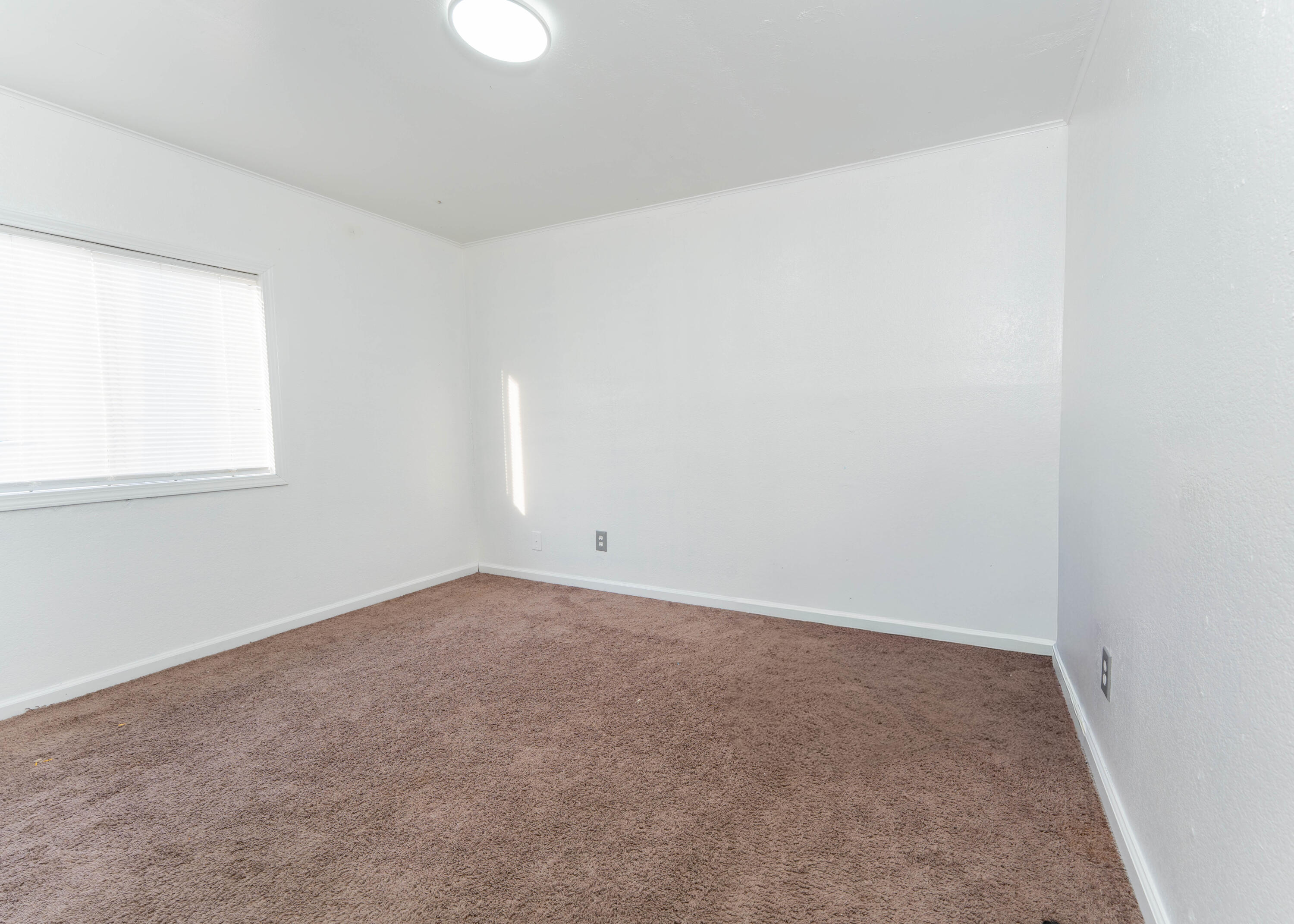 975 N H St #41, Tulare, CA 93274