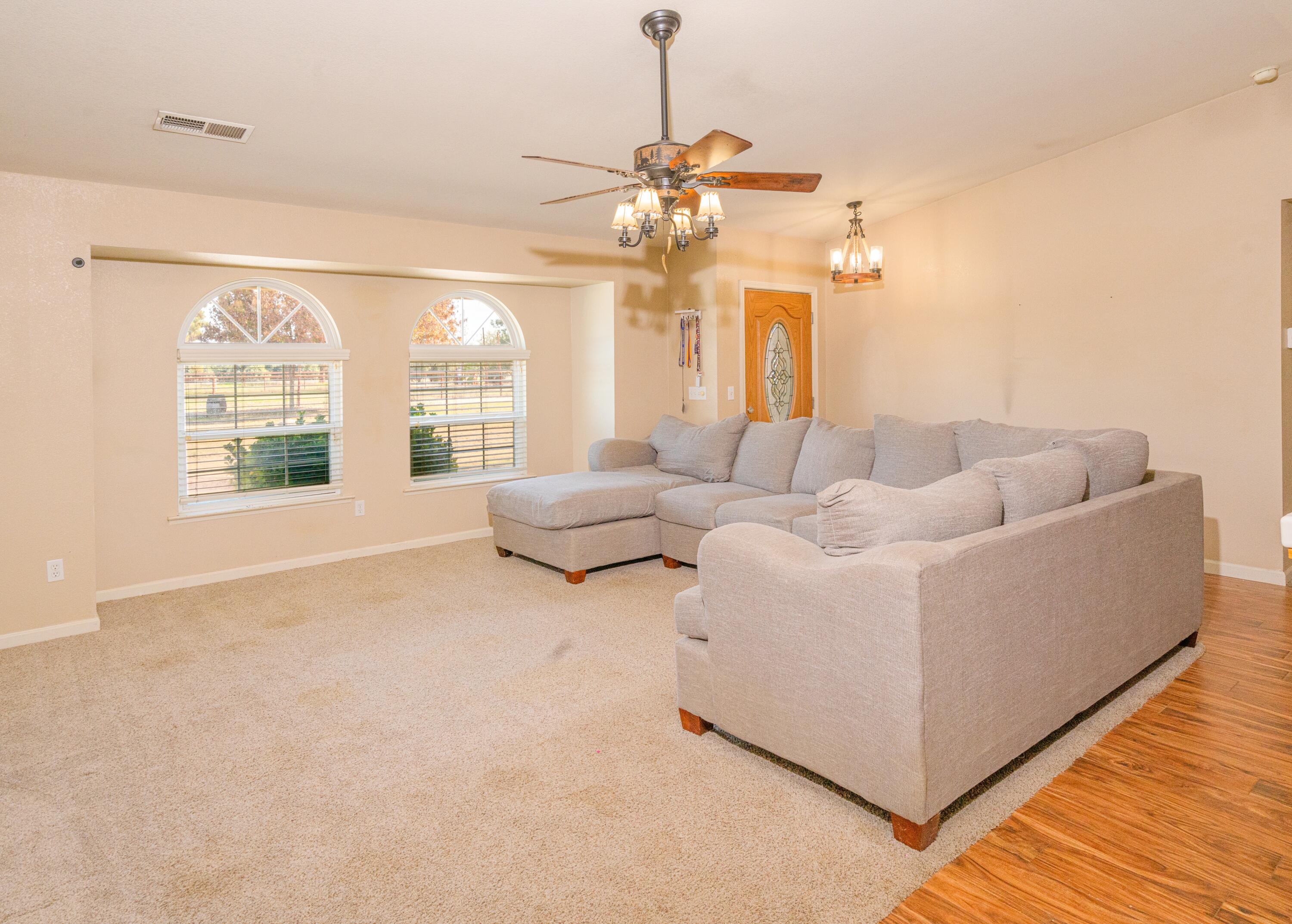 36705 Rd 144, Visalia, CA 93292
