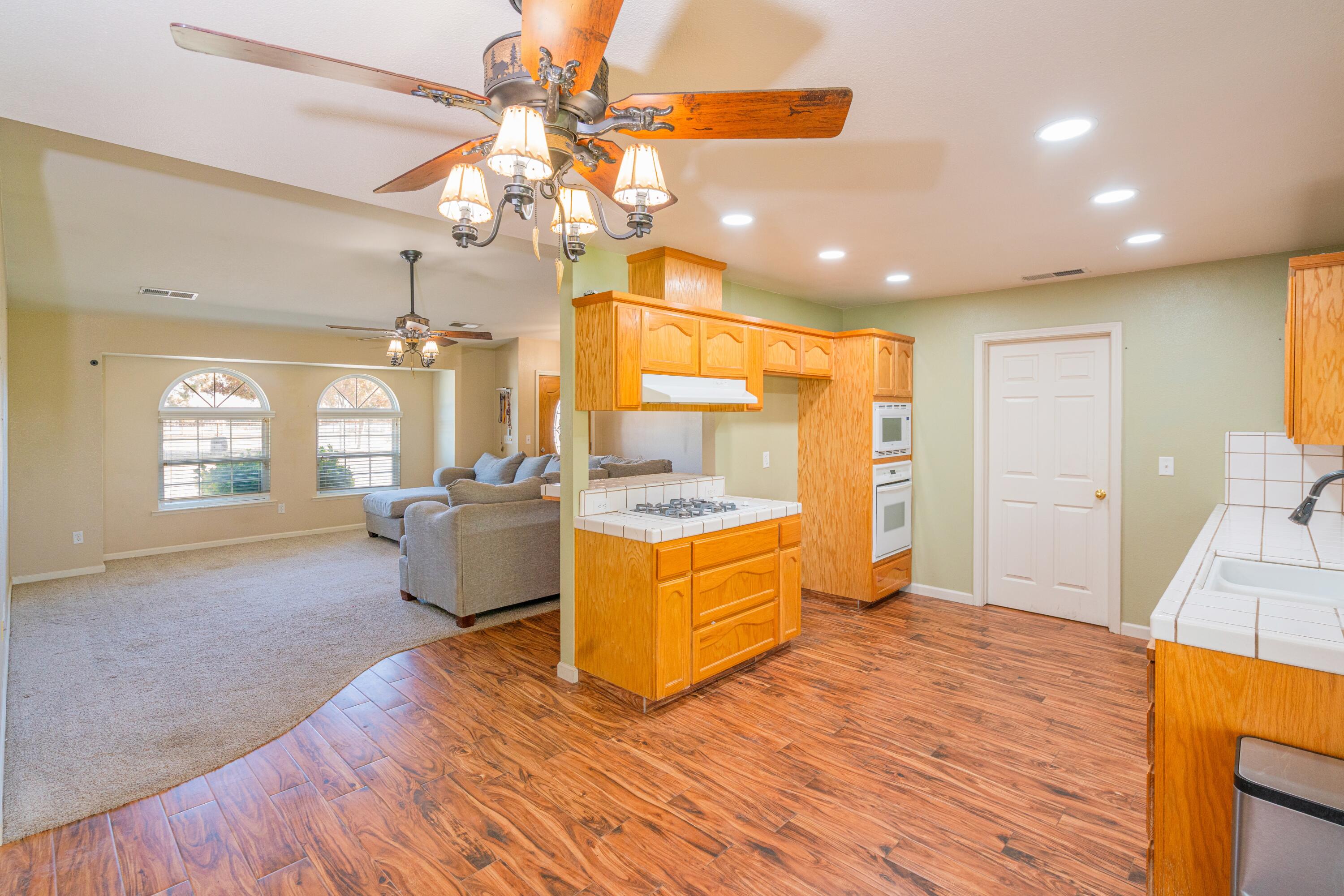 36705 Rd 144, Visalia, CA 93292