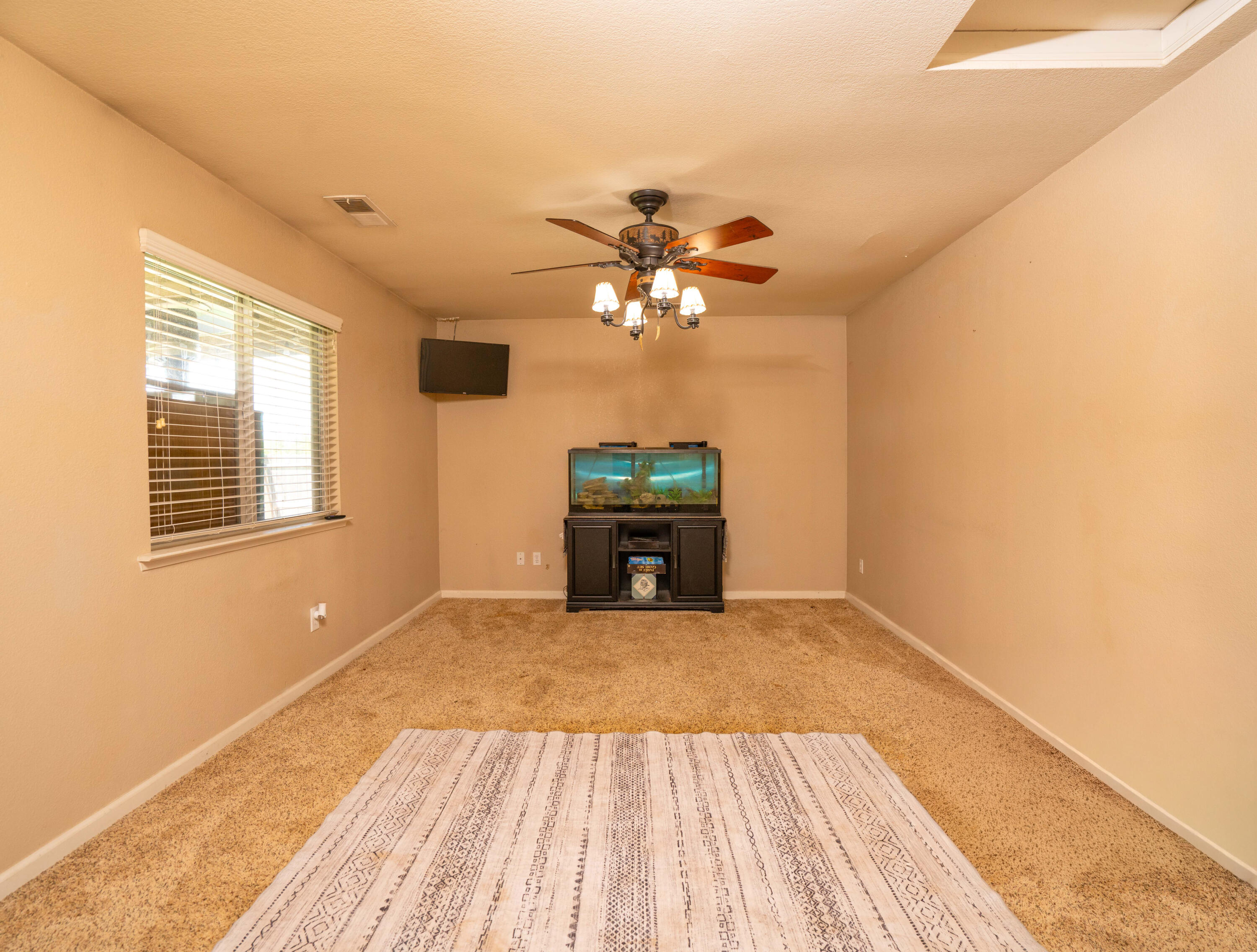 36705 Rd 144, Visalia, CA 93292