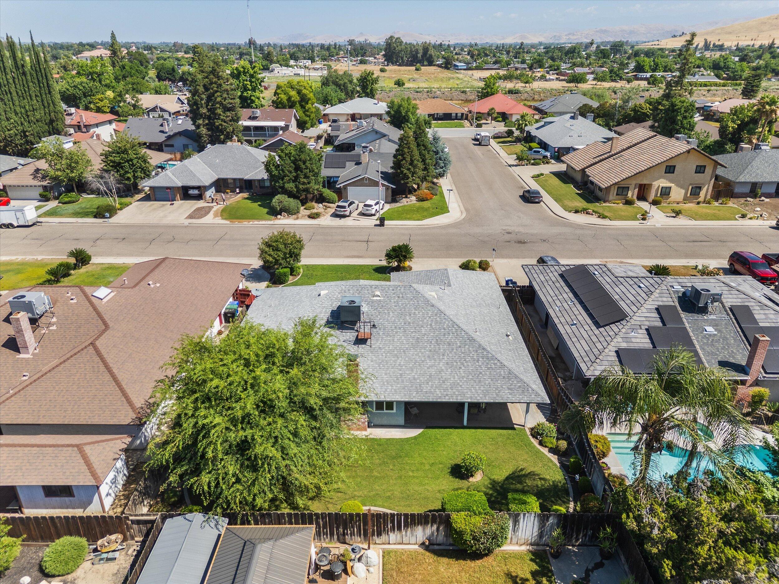1541 W Brian Ln, Porterville, CA 93257