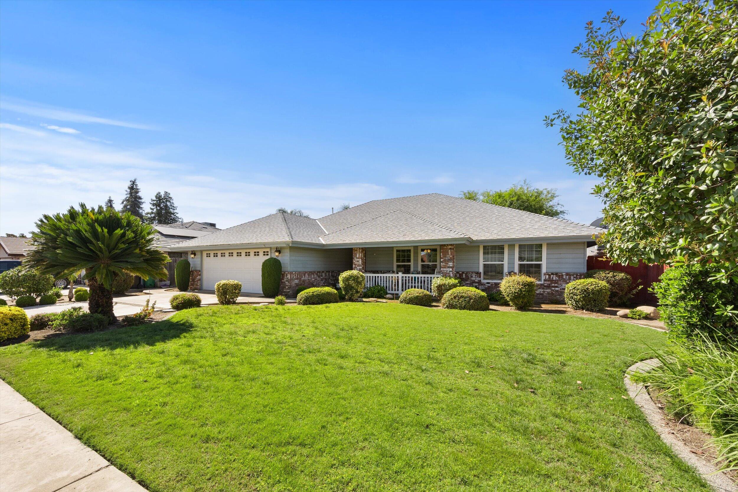 1541 W Brian Ln, Porterville, CA 93257