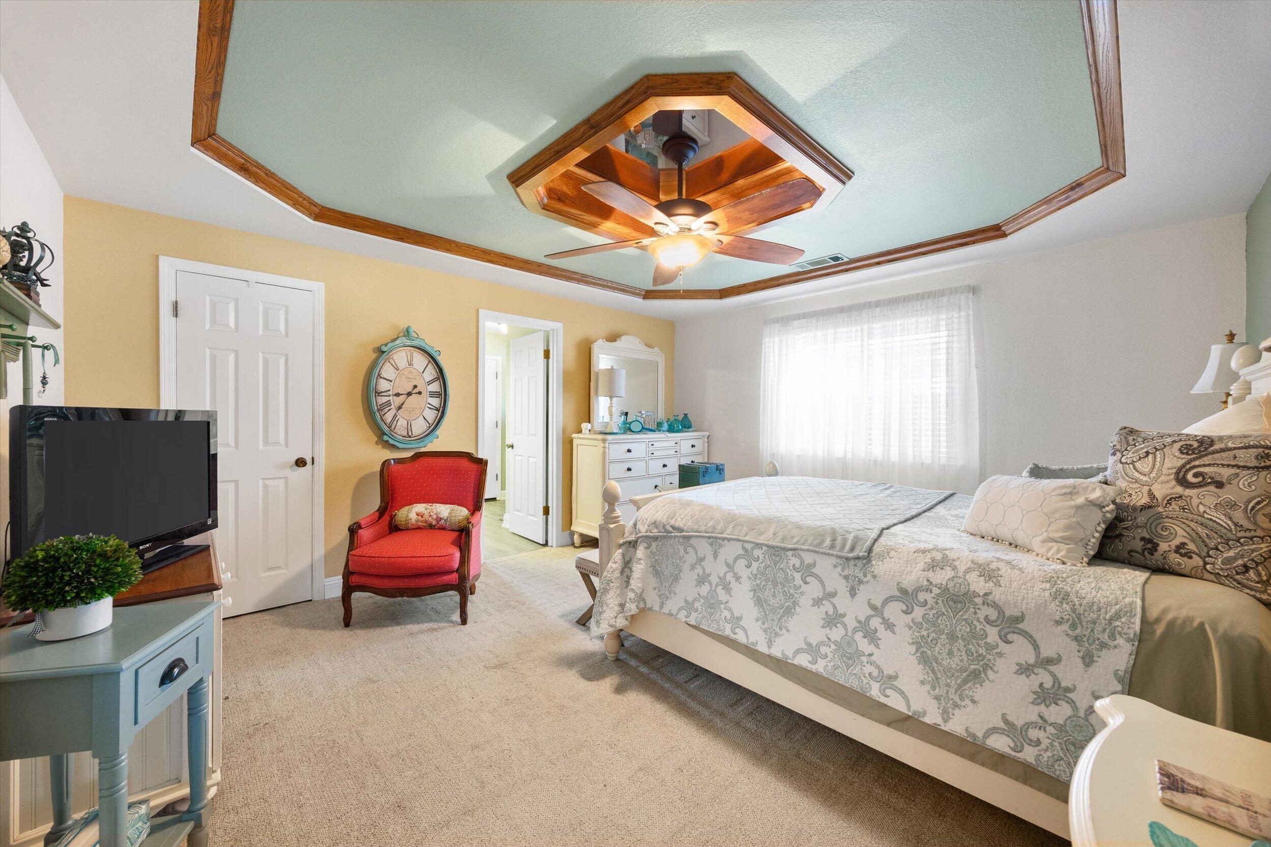 1541 W Brian Ln, Porterville, CA 93257