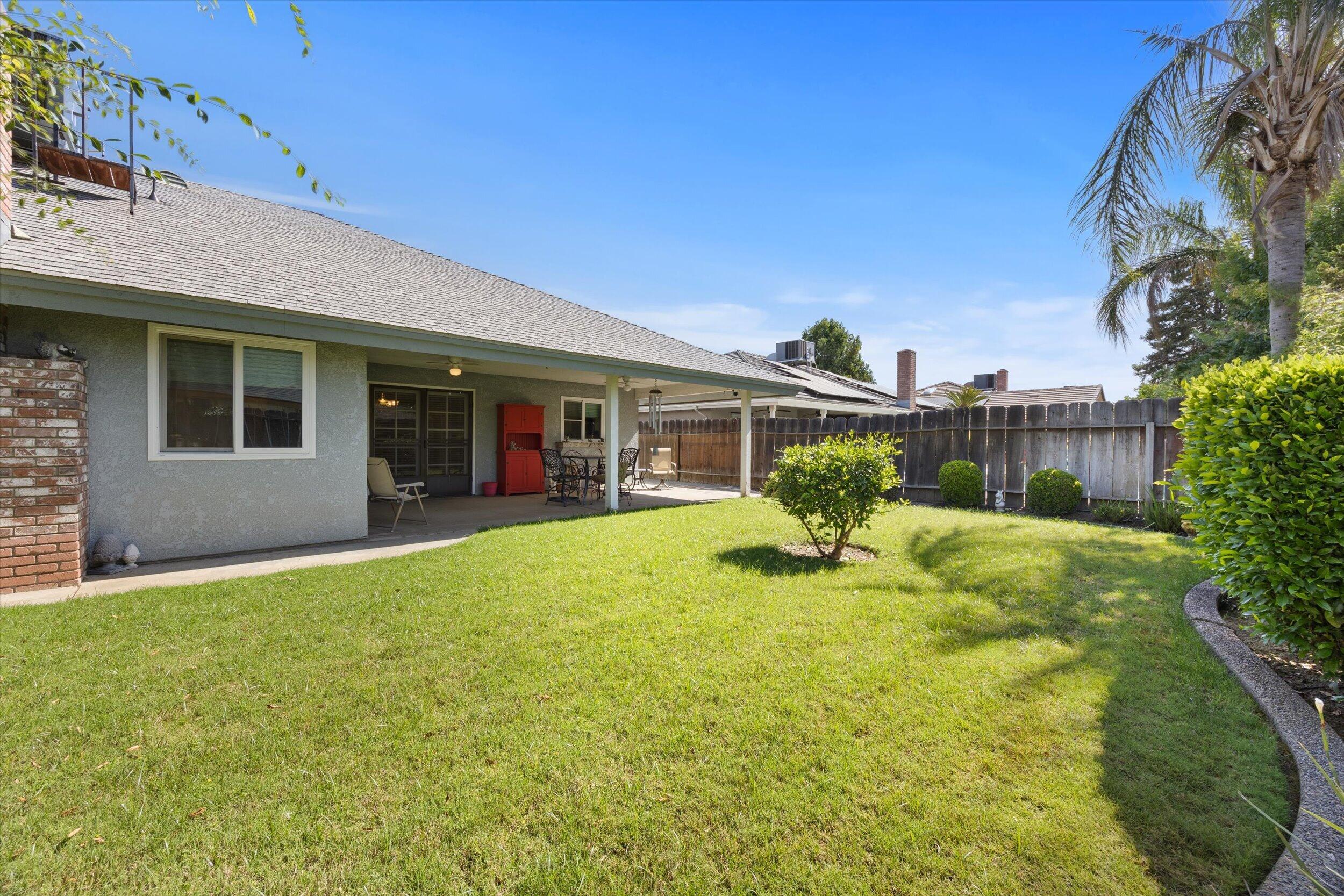 1541 W Brian Ln, Porterville, CA 93257