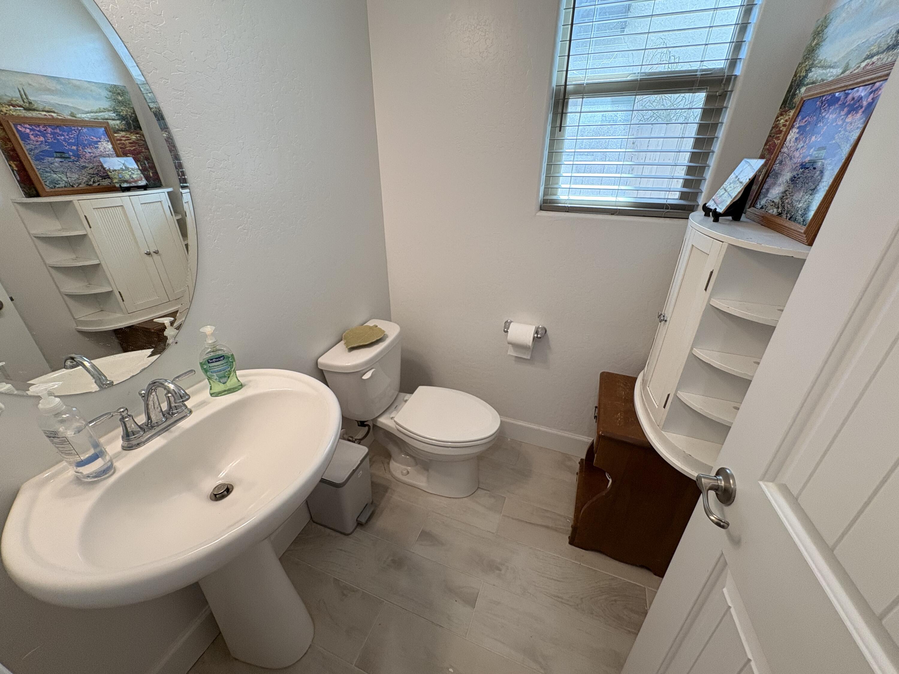 3495 W Kamm Ave, Dinuba, CA 93618