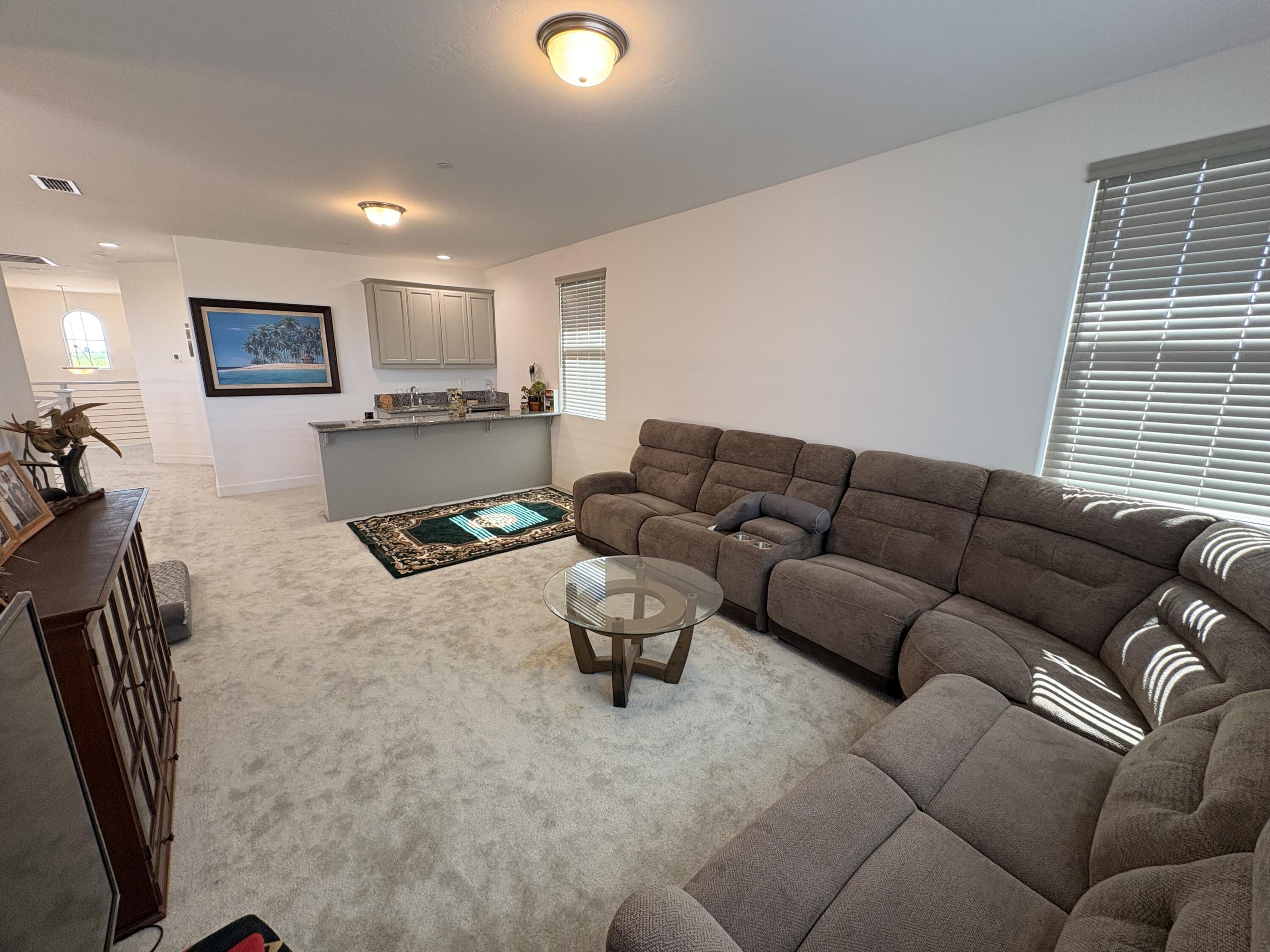3495 W Kamm Ave, Dinuba, CA 93618