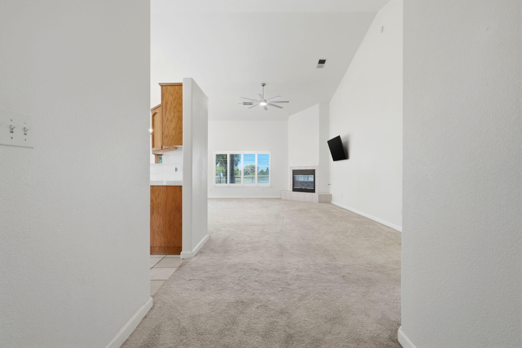 32563 Montgomery Dr, Springville, CA 93265