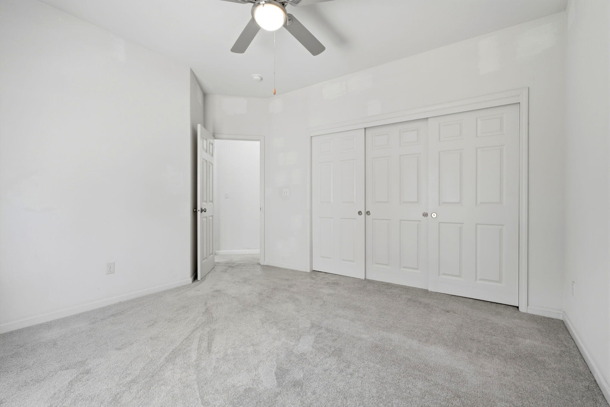 32563 Montgomery Dr, Springville, CA 93265