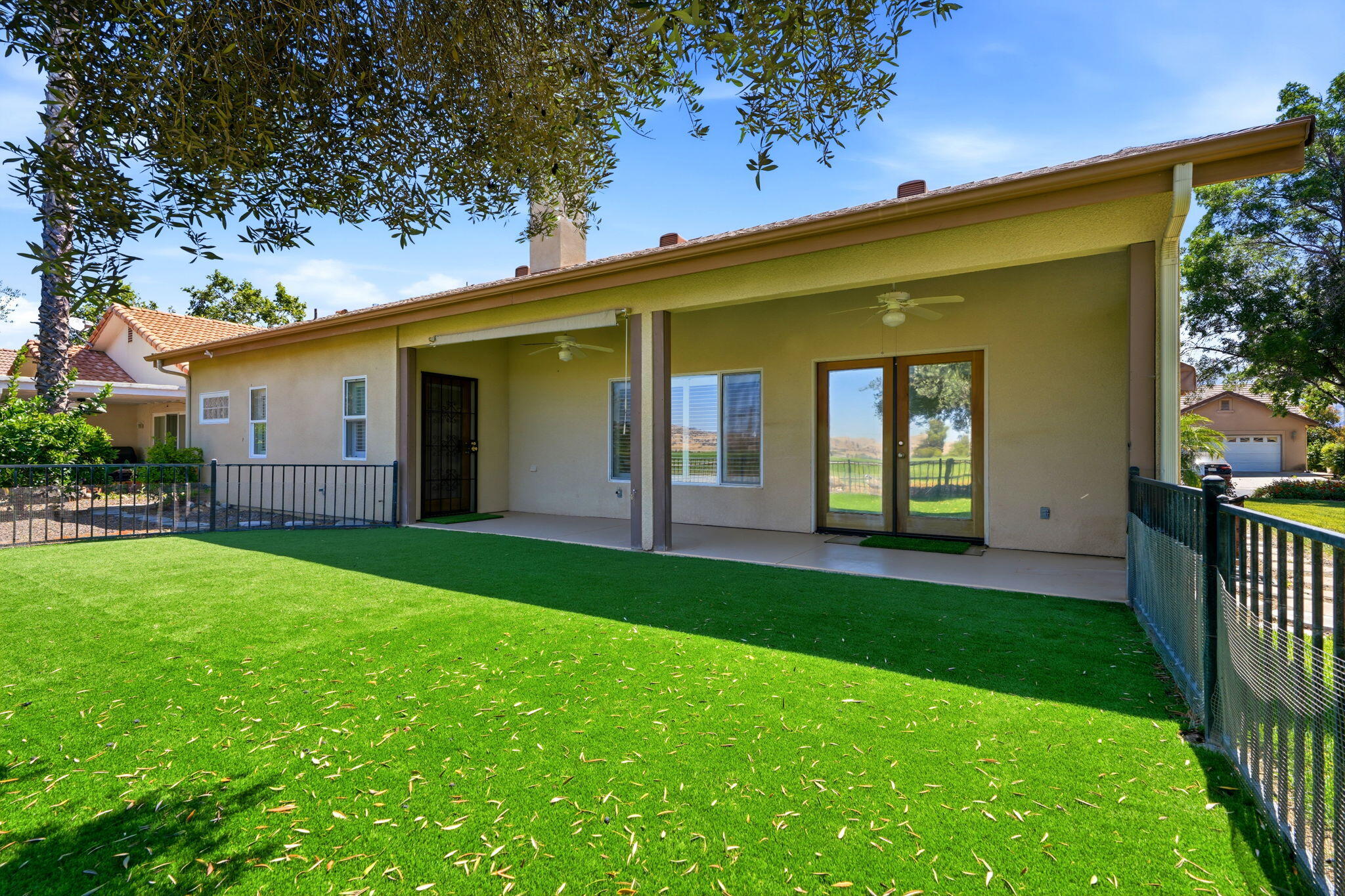 32563 Montgomery Dr, Springville, CA 93265