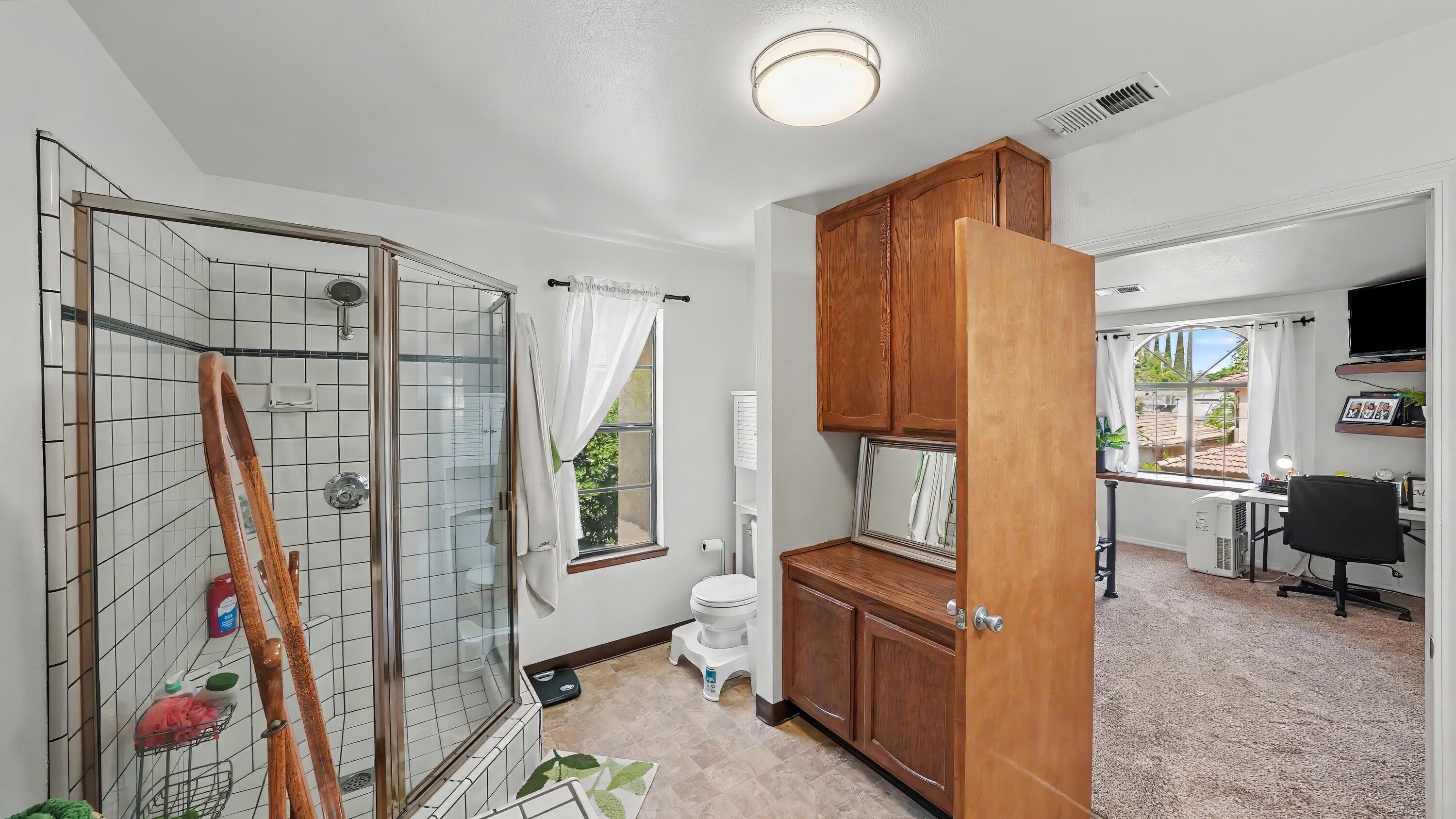 3749 W Damsen Ave, Visalia, CA 93291