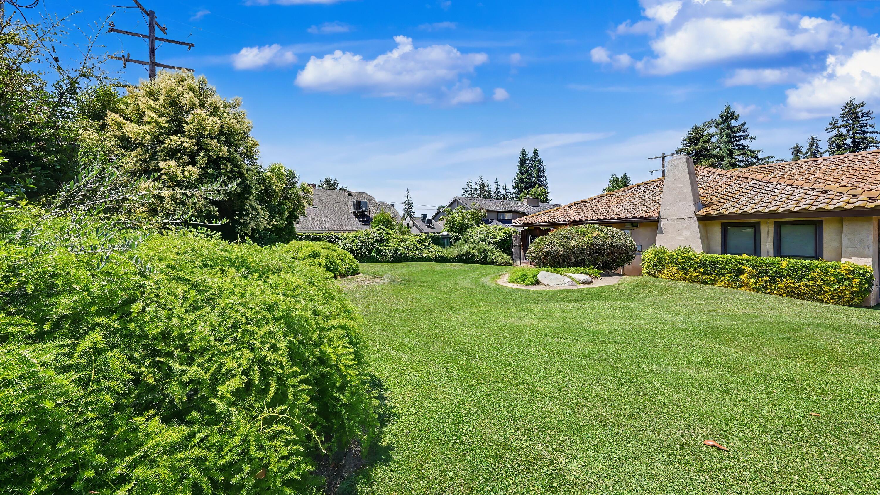3749 W Damsen Ave, Visalia, CA 93291