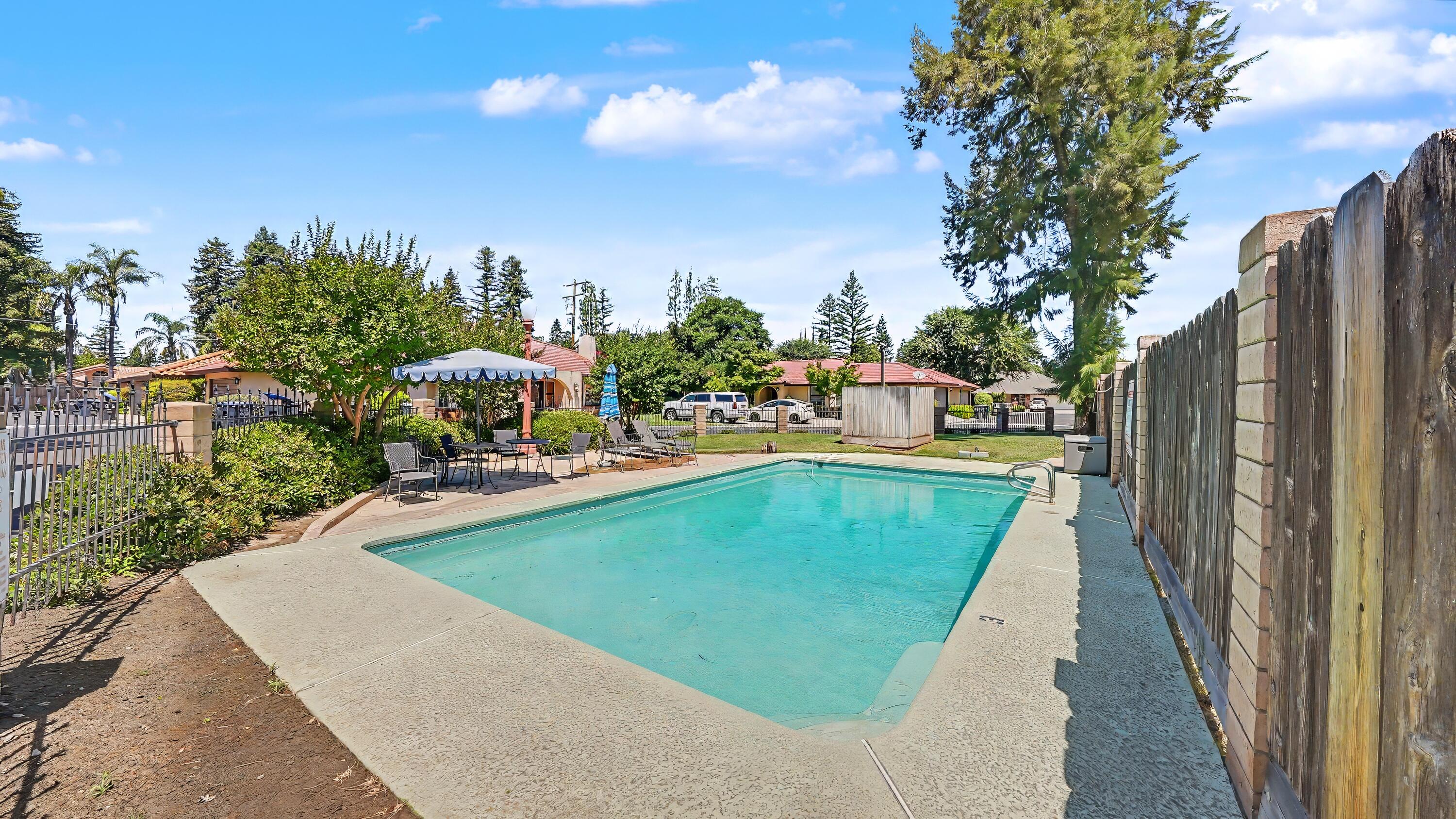 3749 W Damsen Ave, Visalia, CA 93291