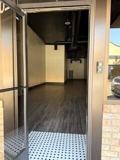 118 S K St #120,122, Tulare, CA 93274
