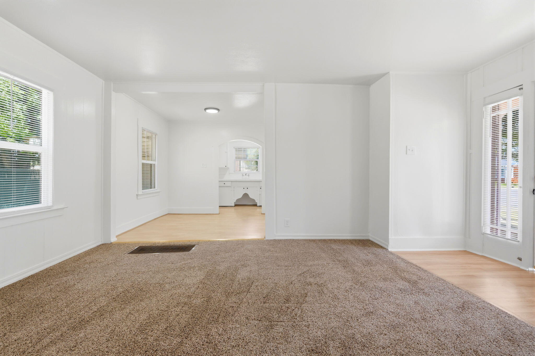 1730 Mckinley Ave, Hanford, CA 93230