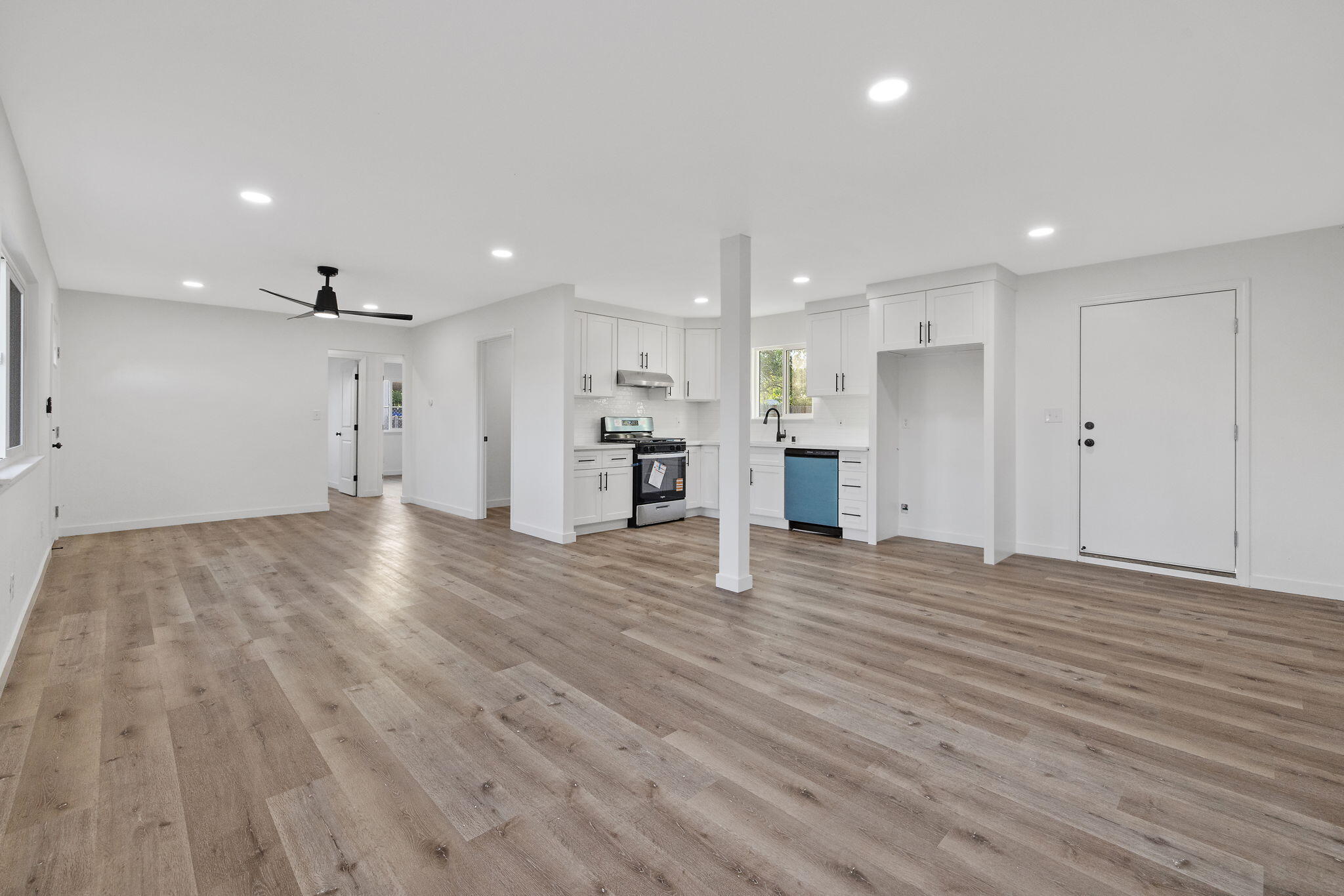 8728 E Khan St, Selma, CA 93662