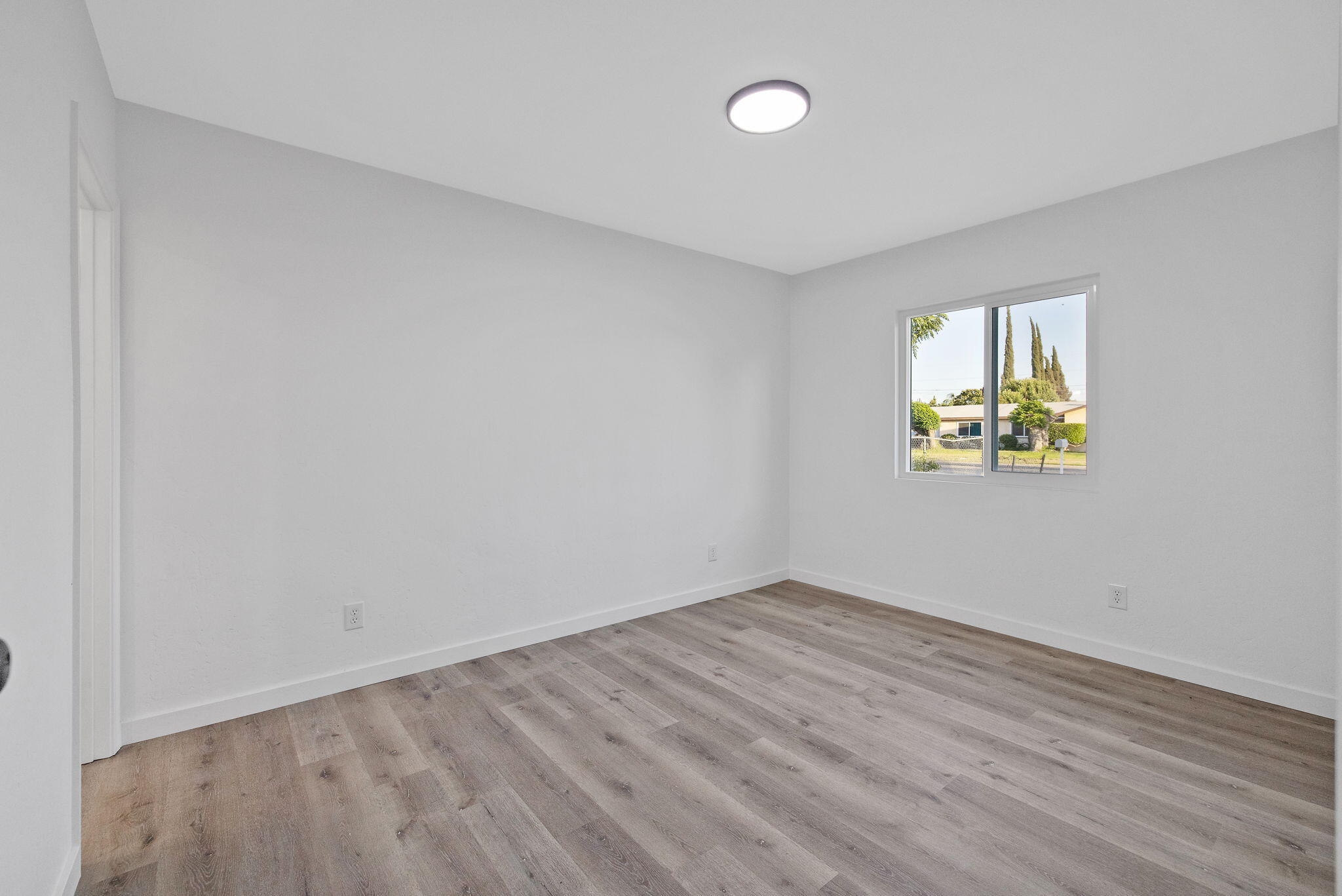 8728 E Khan St, Selma, CA 93662