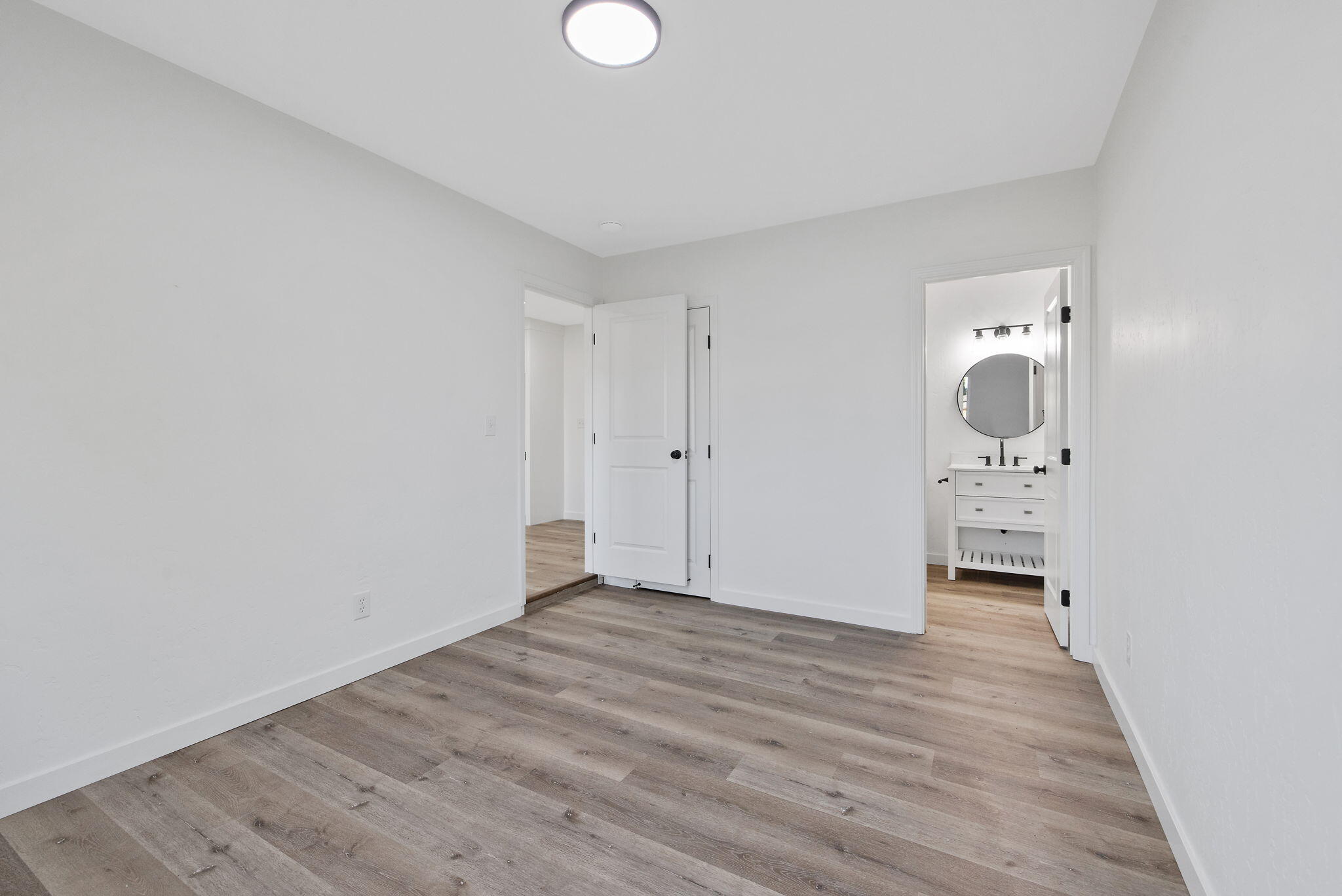 8728 E Khan St, Selma, CA 93662