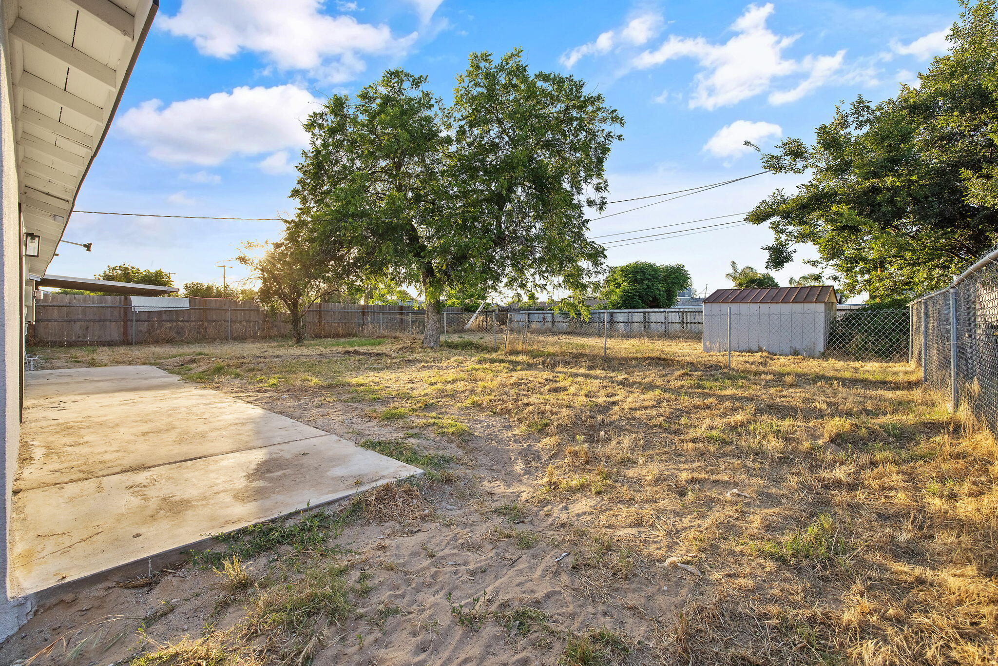 8728 E Khan St, Selma, CA 93662