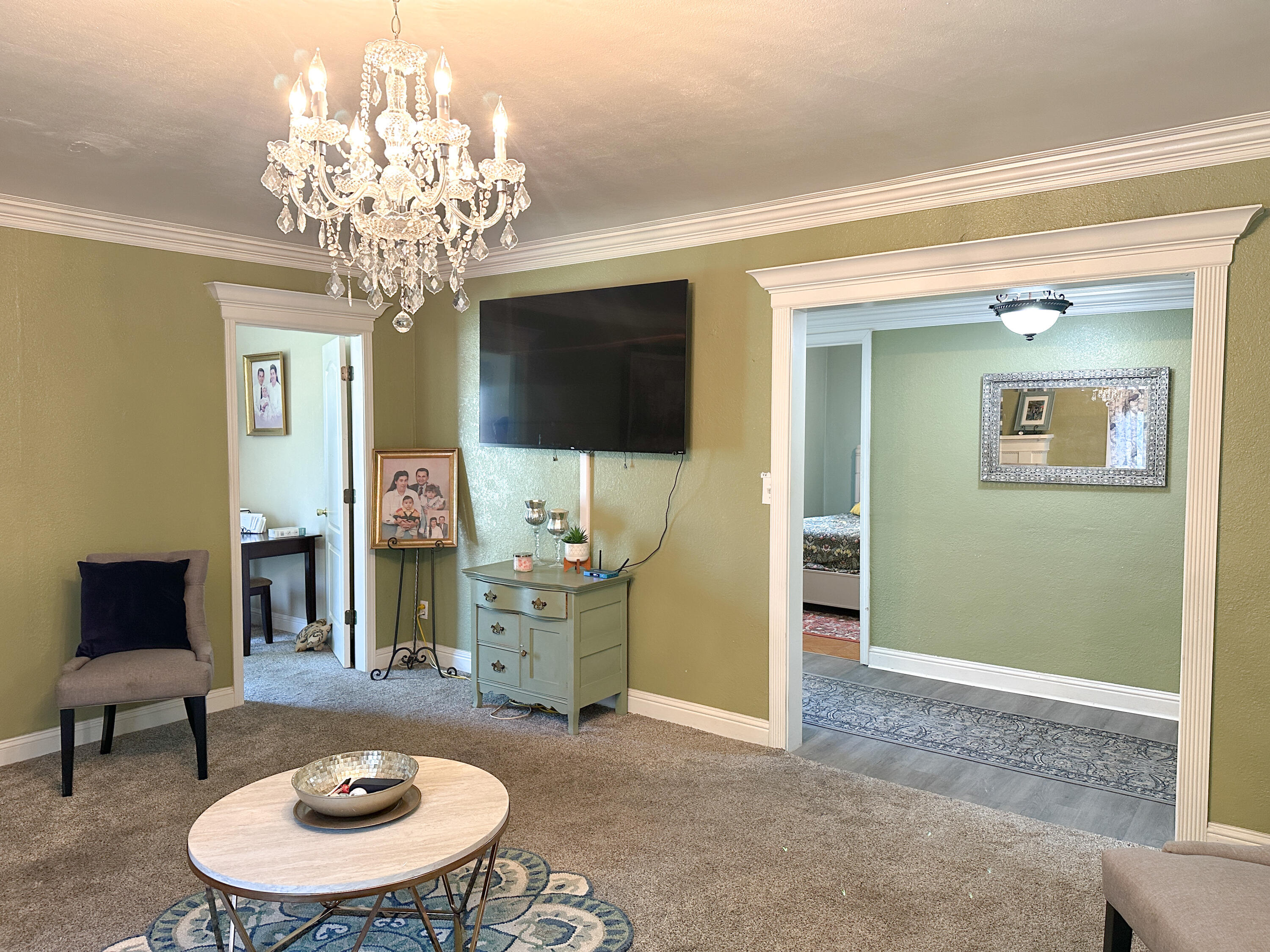 470 N Bates Ave, Dinuba, CA 93618
