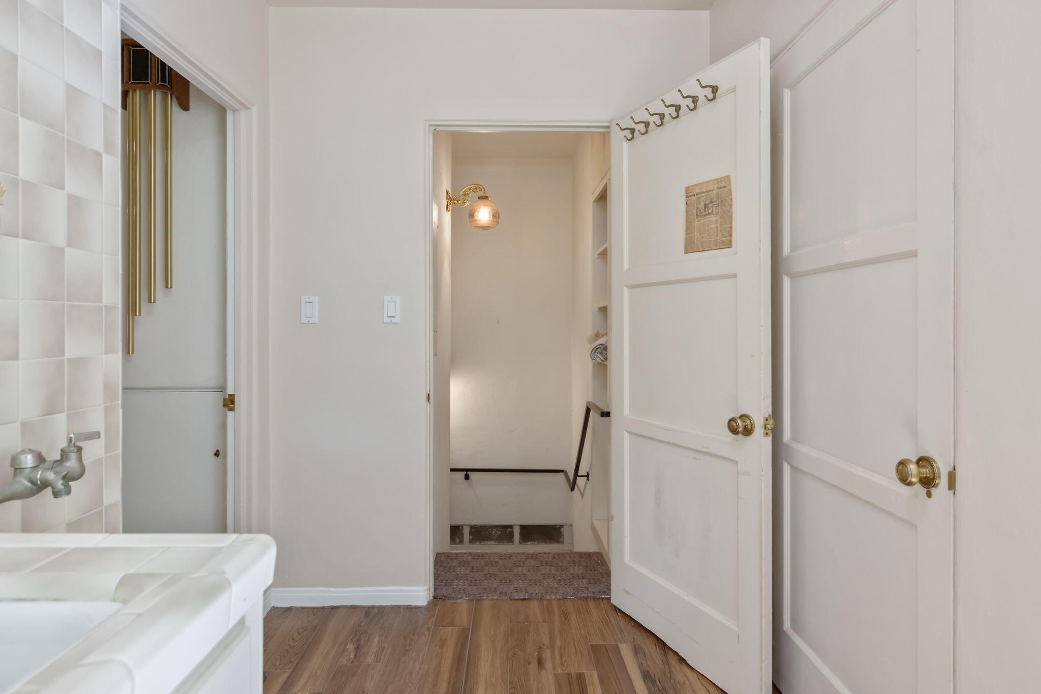 1409 W Beverly Dr, Visalia, CA 93277